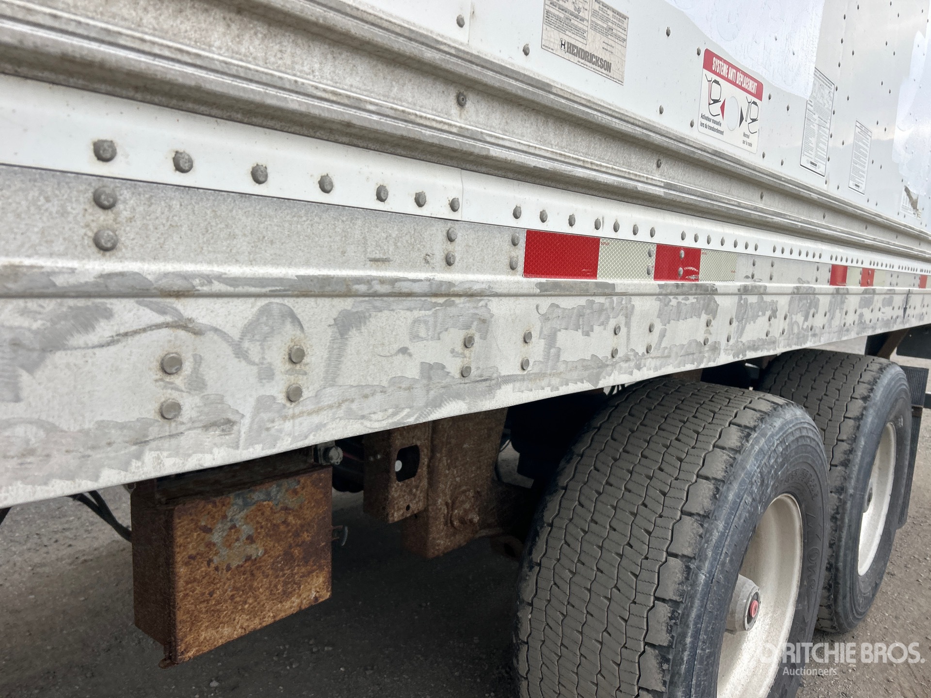2009 Manac 53 FT X 102 IN T/A