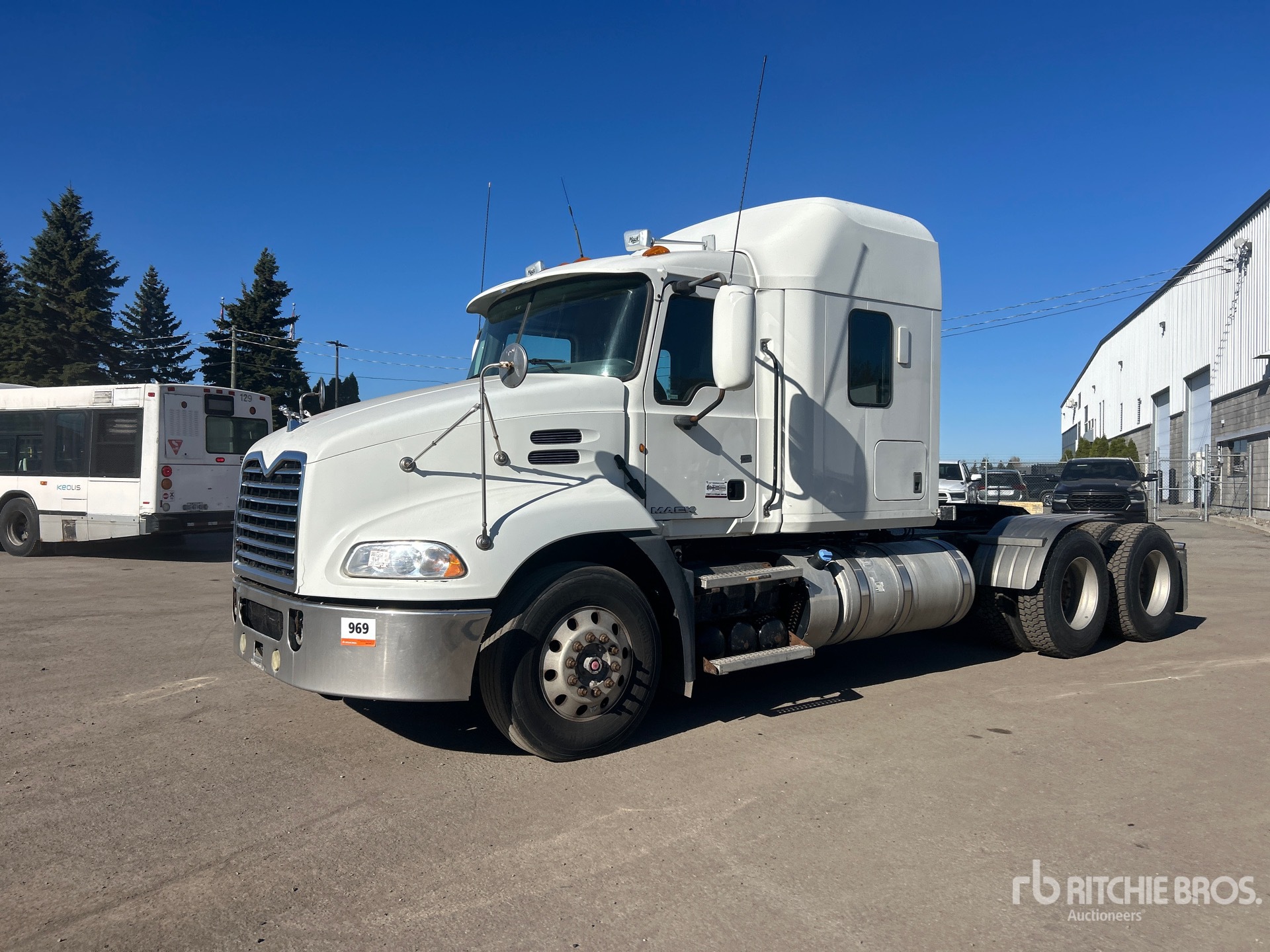2011 Mack CXU613