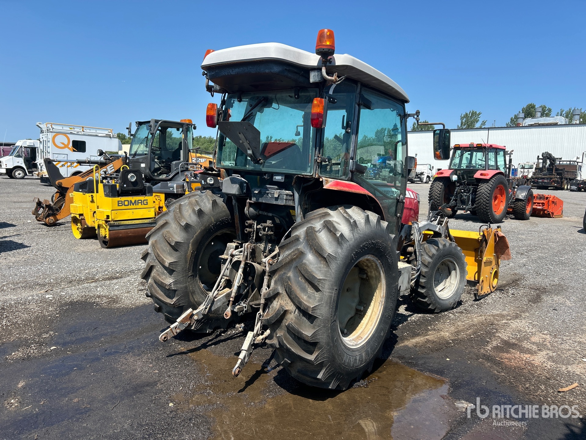2017 Massey Ferguson 1758H
