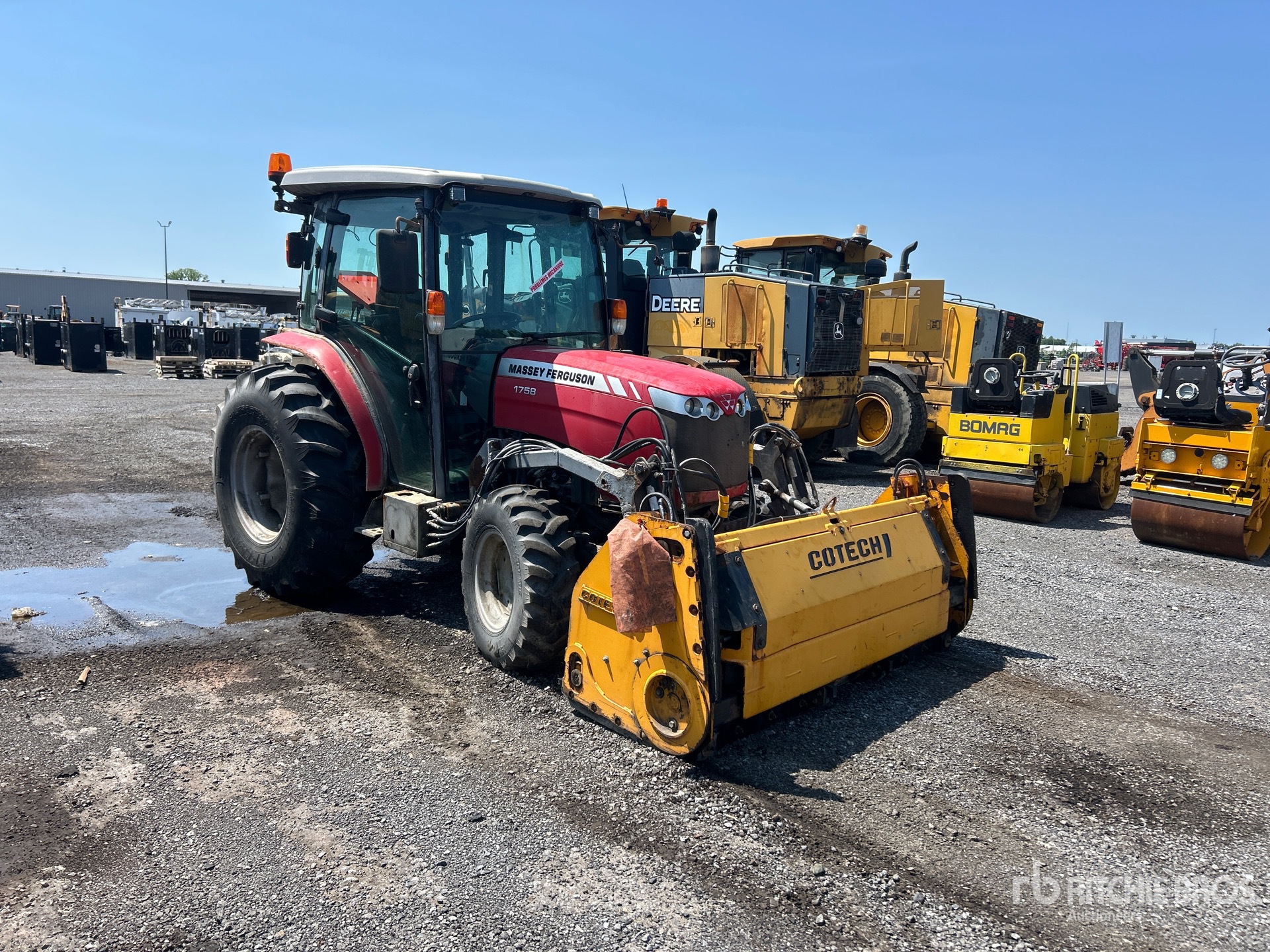 2017 Massey Ferguson 1758H