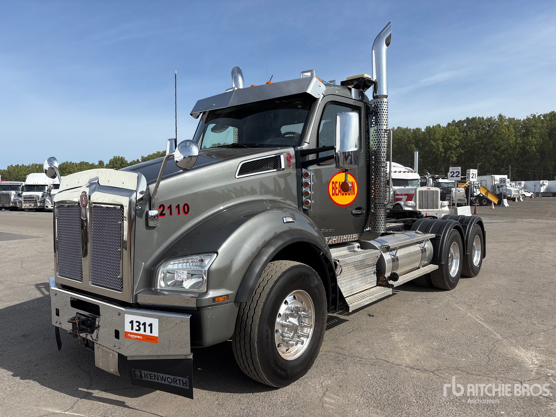 2021 Kenworth T880