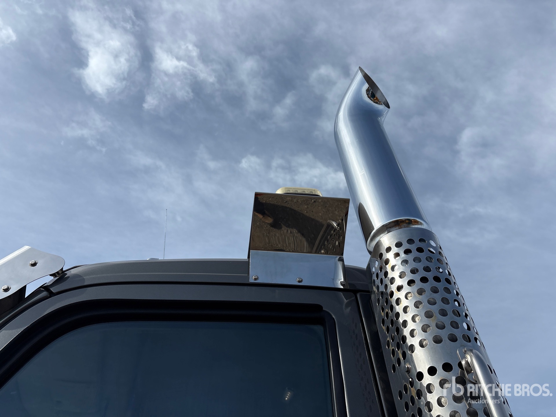 2021 Kenworth T880