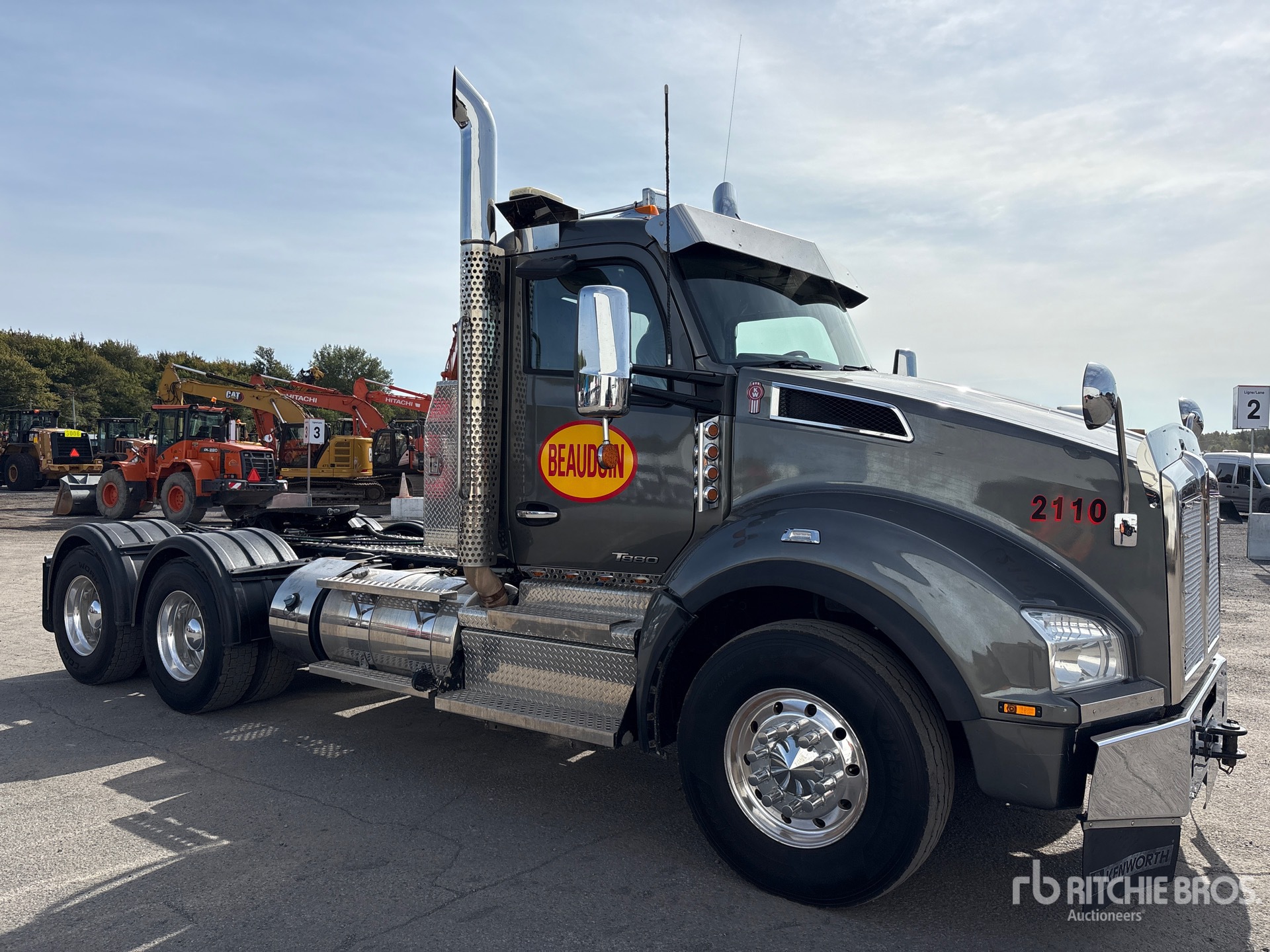 2021 Kenworth T880