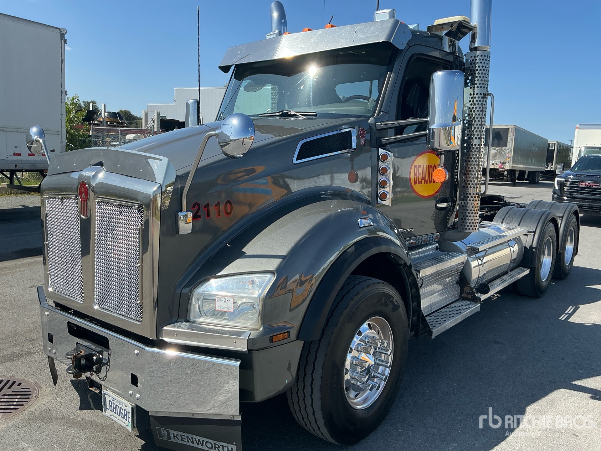 2021 Kenworth T880