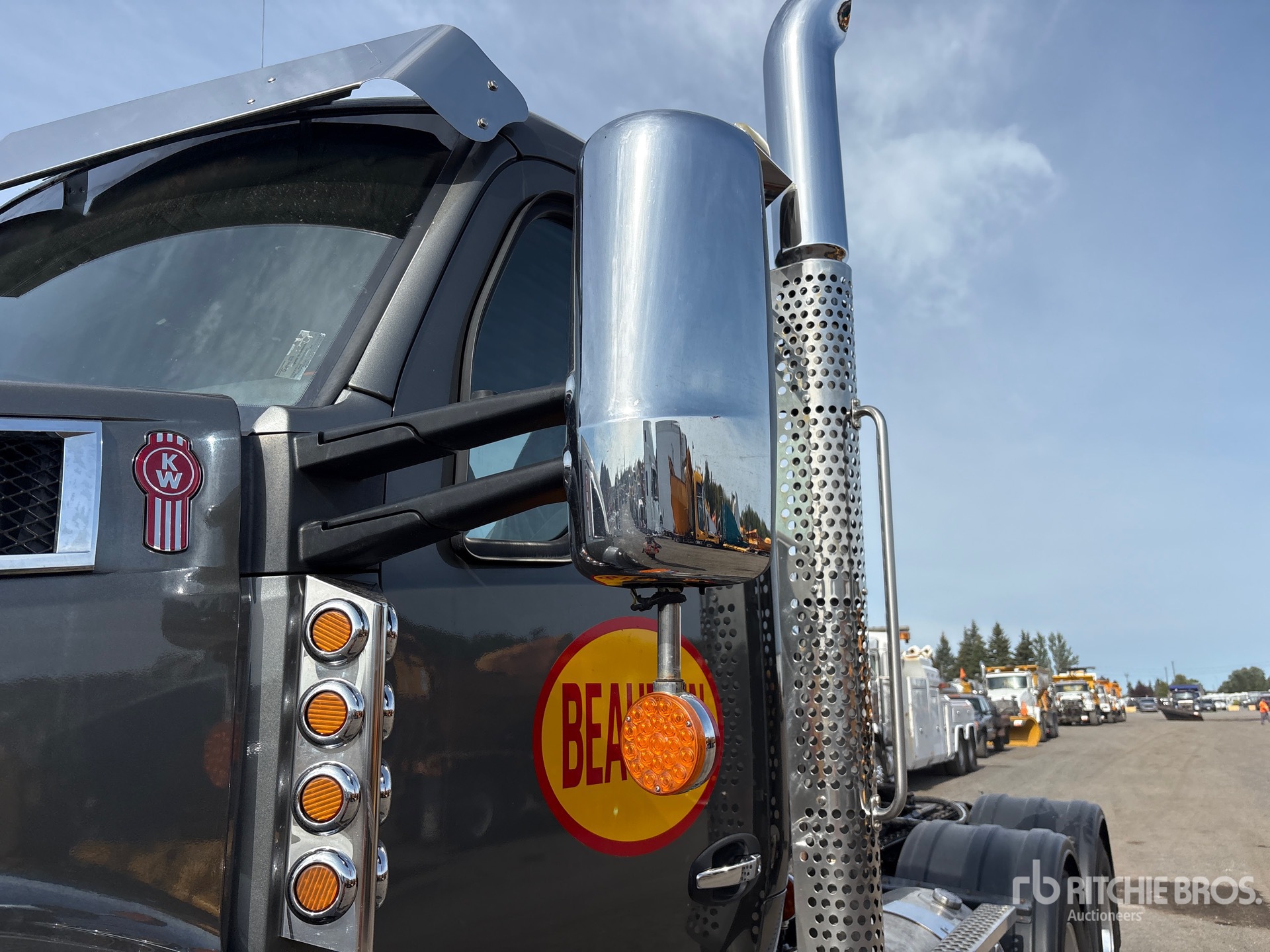 2021 Kenworth T880