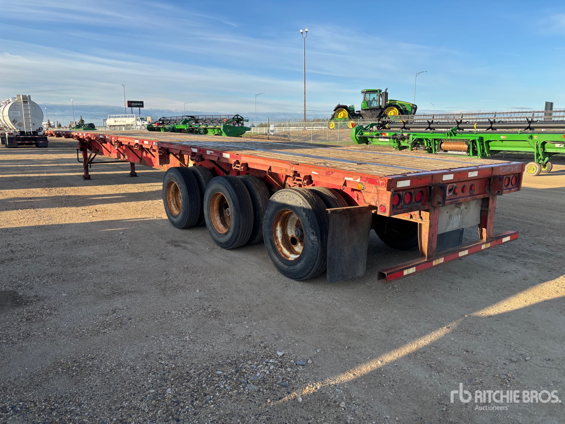 2006 Load King  53 FT TRI/A