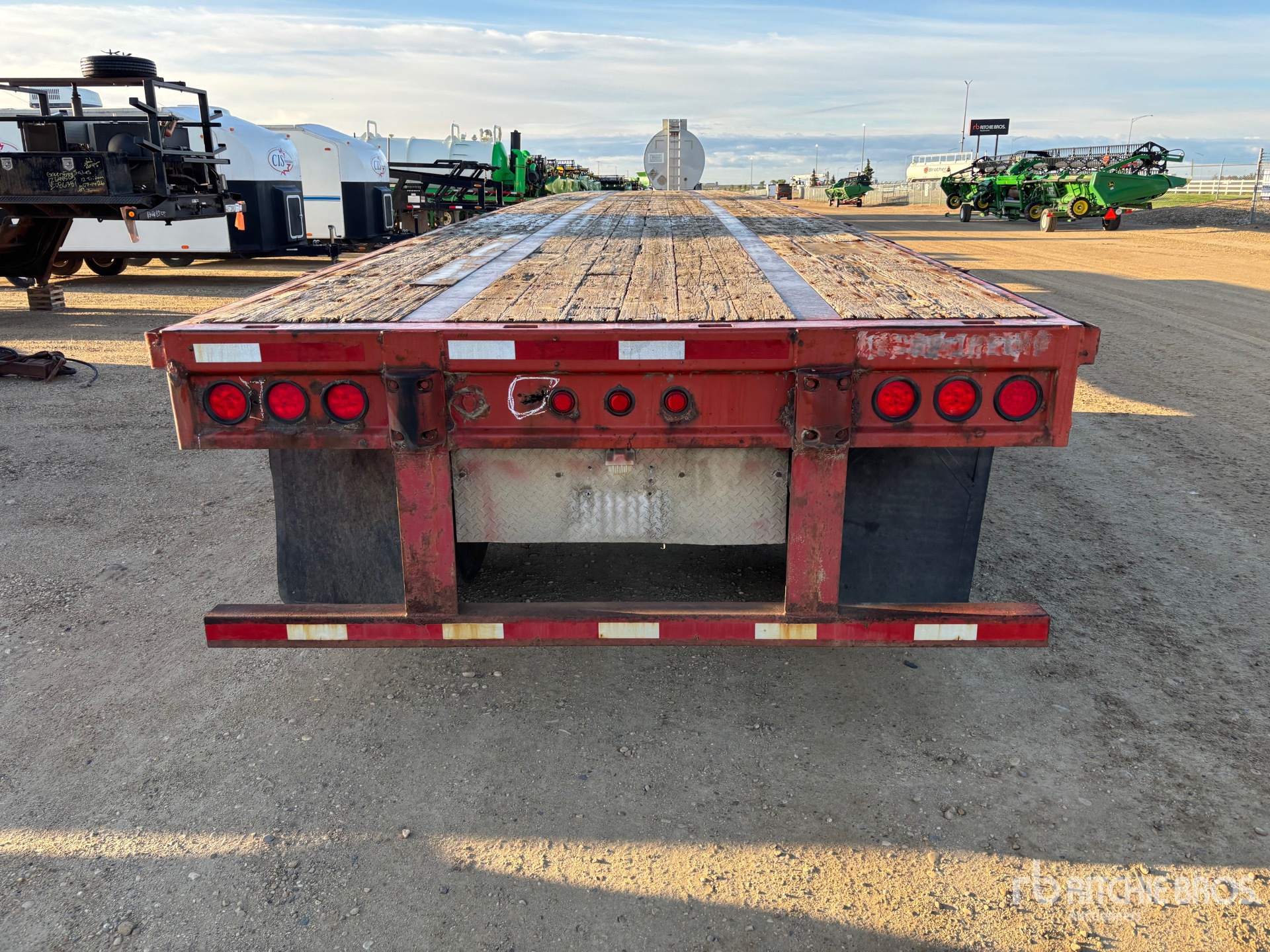 2006 Load King  53 FT TRI/A