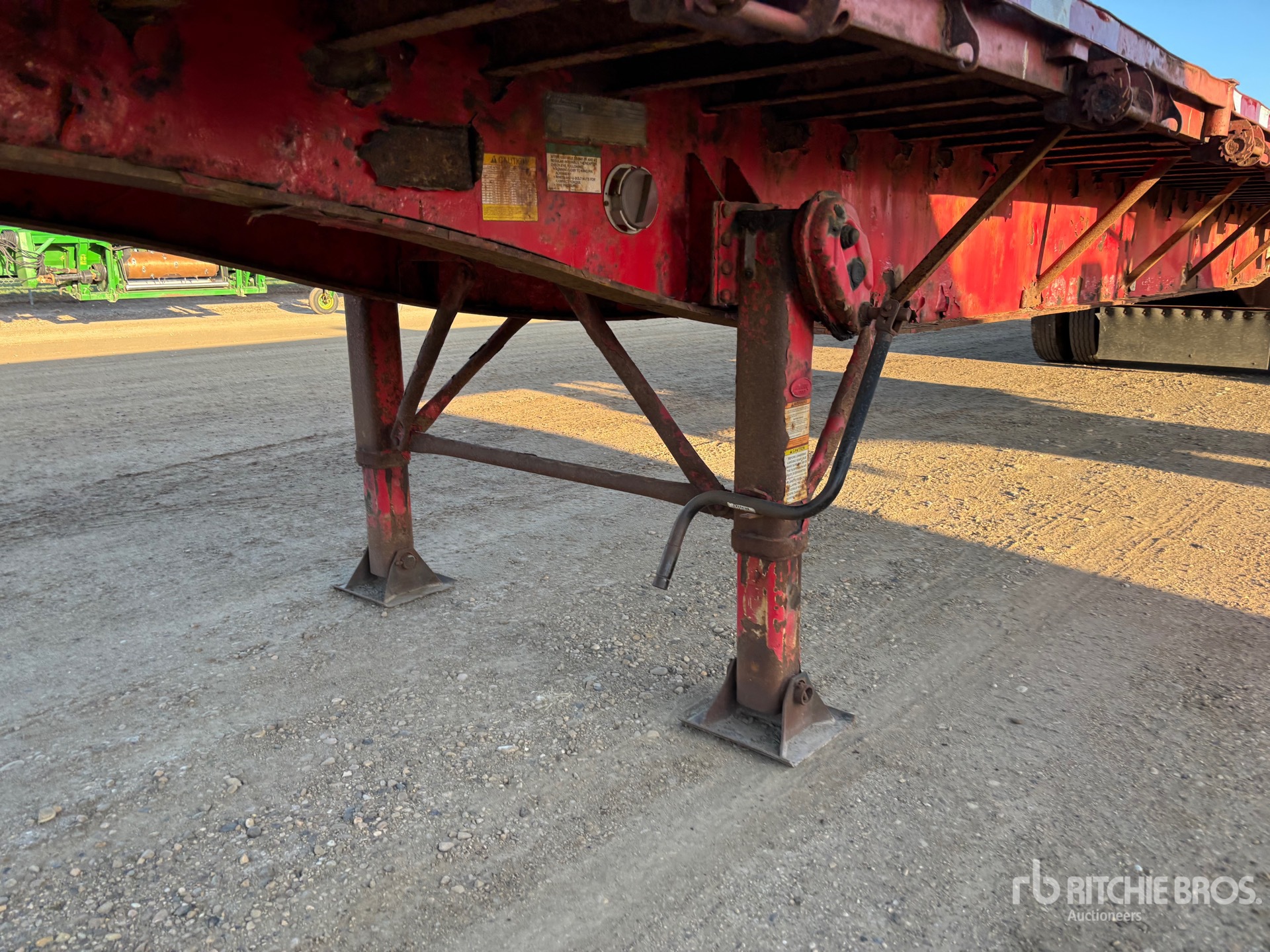 2006 Load King  53 FT TRI/A