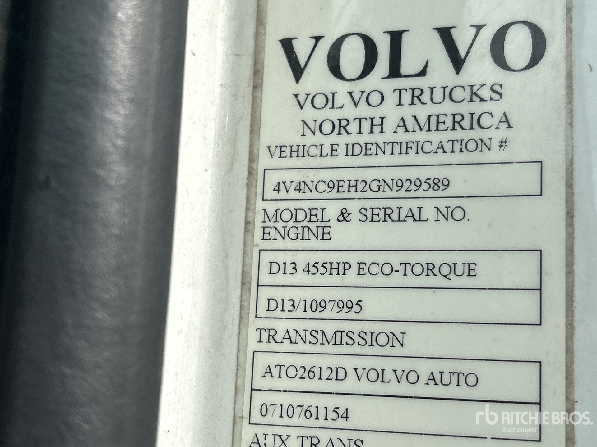 2016 Volvo VNL