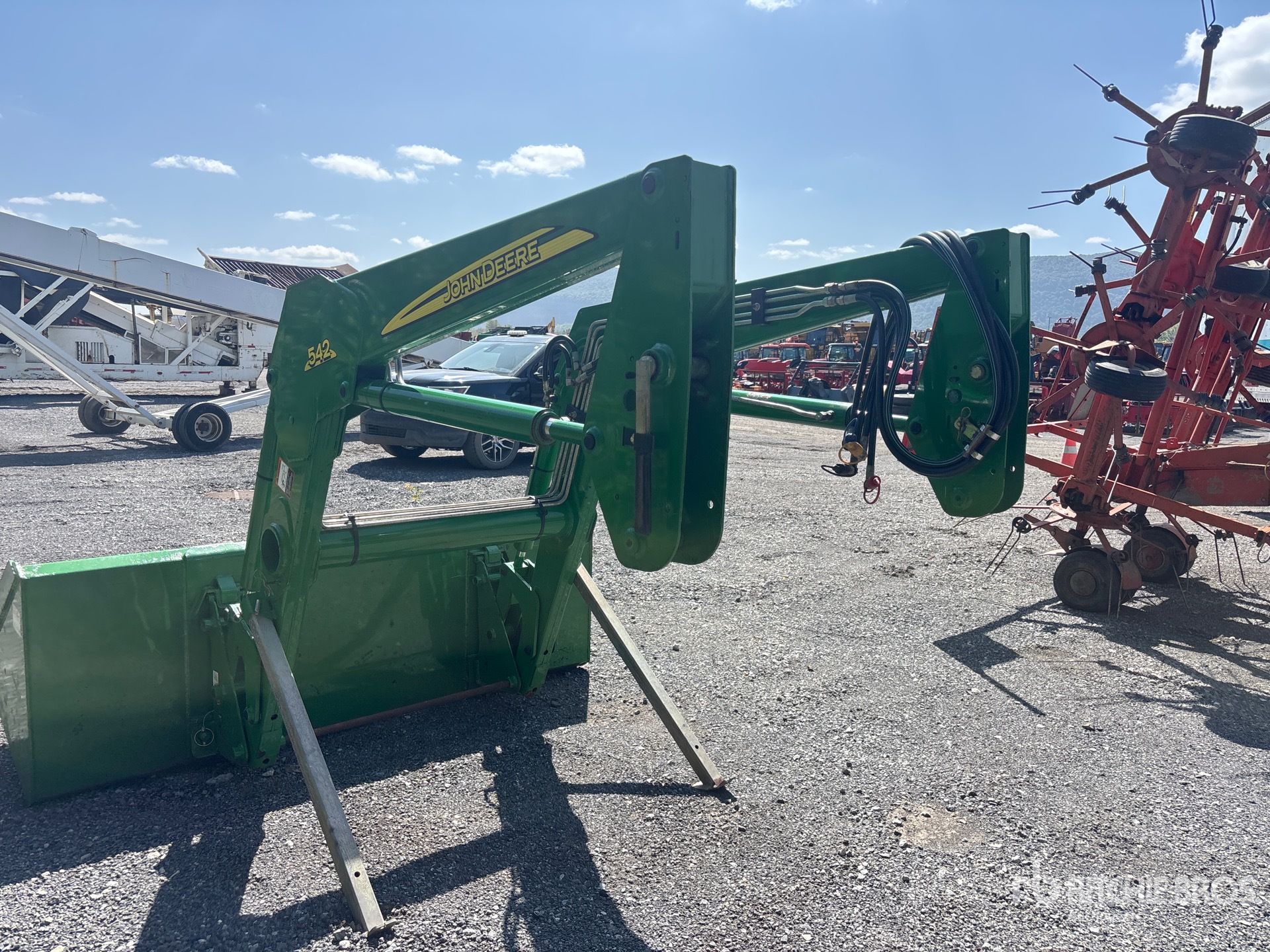 John Deere 542