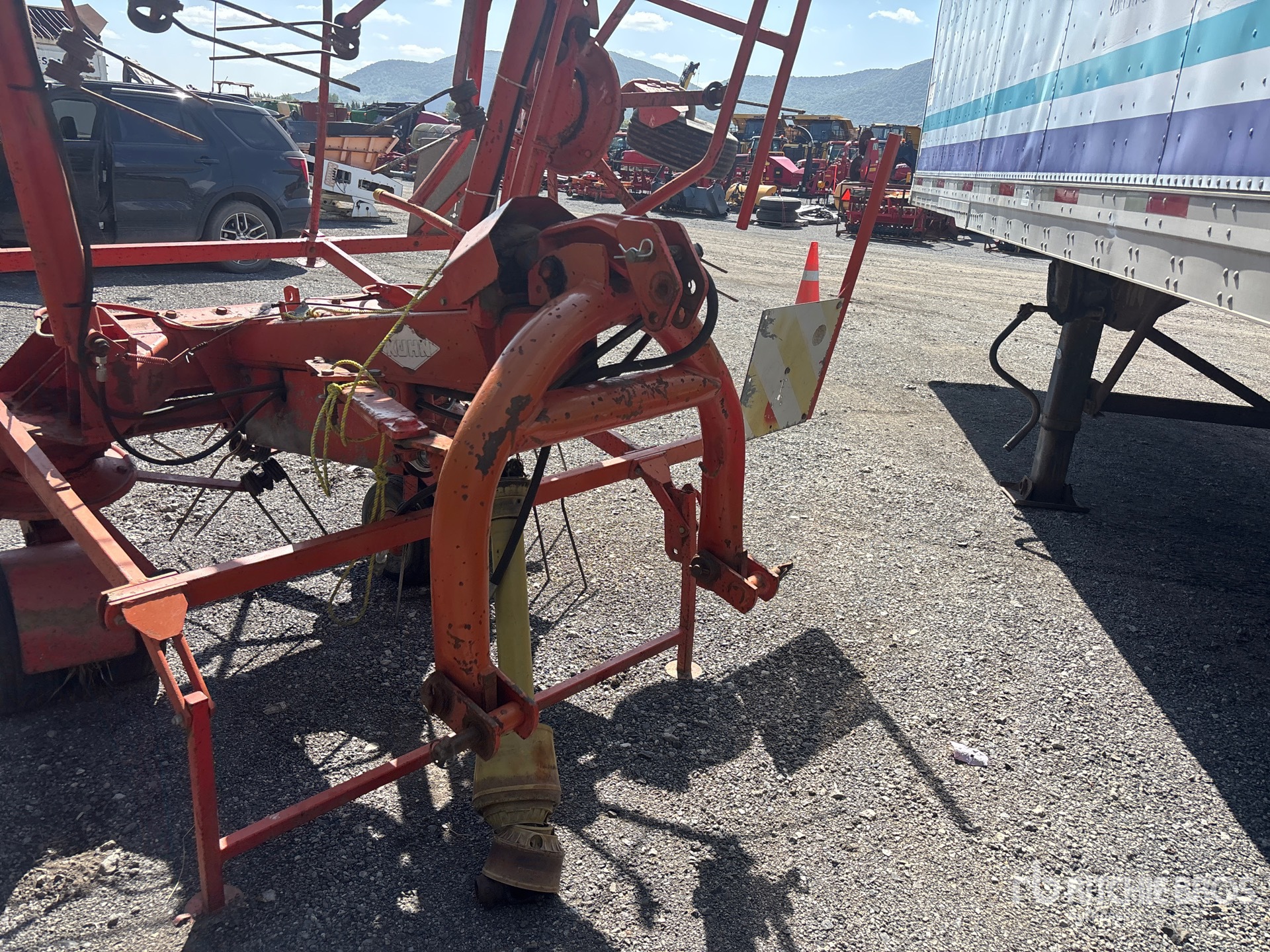 1995 Kuhn GF8501 MH