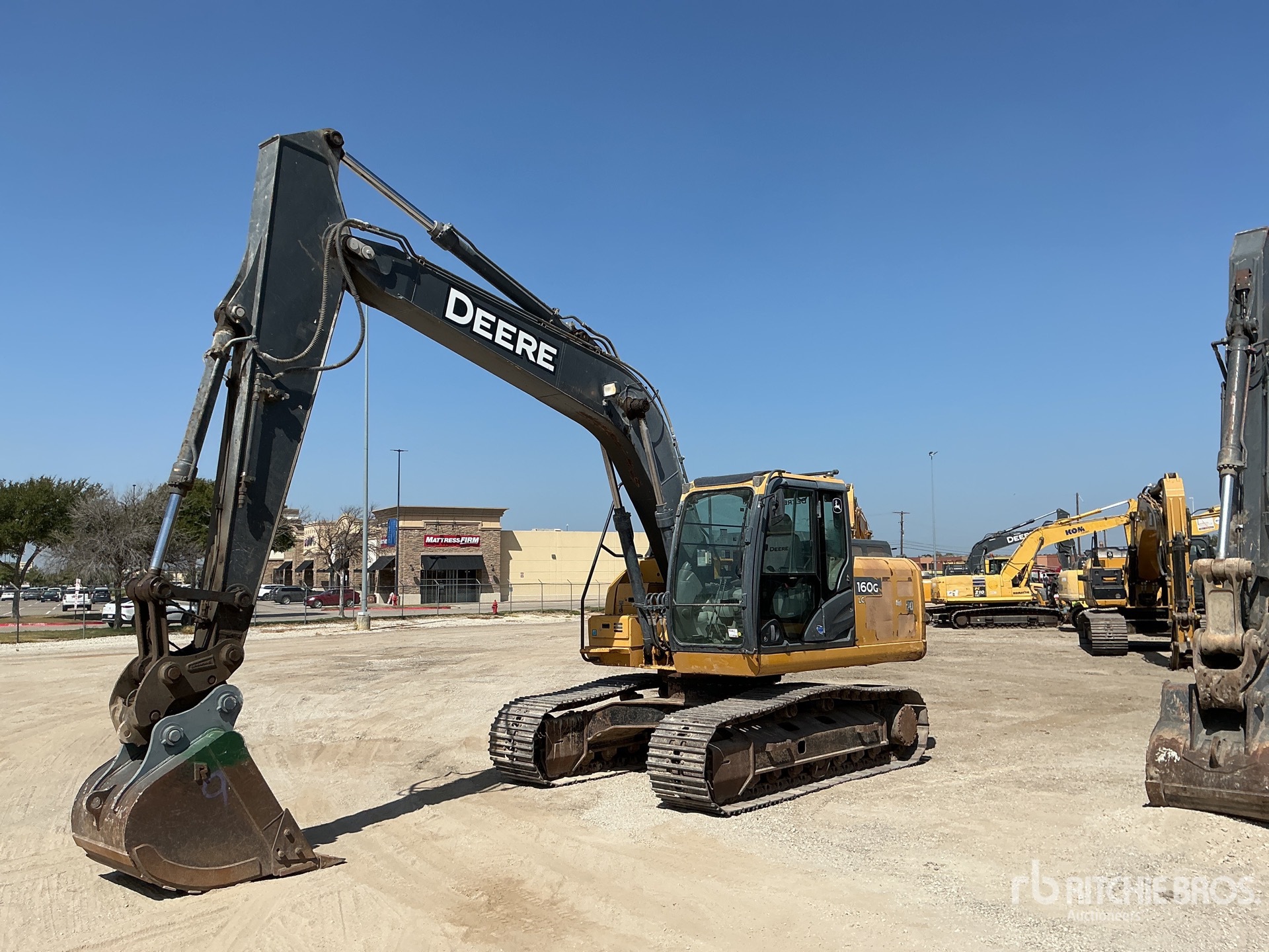 2019 John Deere 160G LC