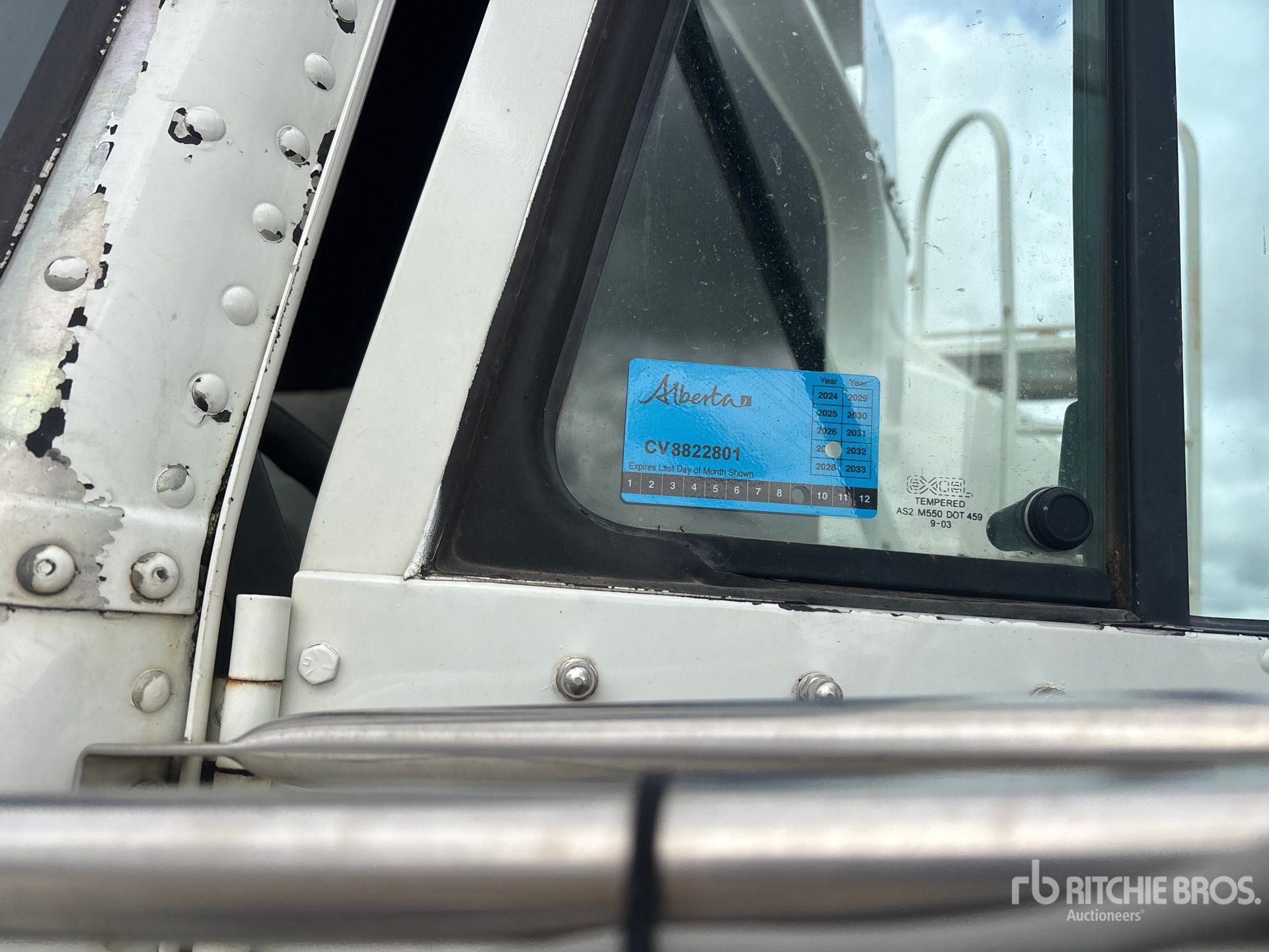1998 Freightliner FL-112