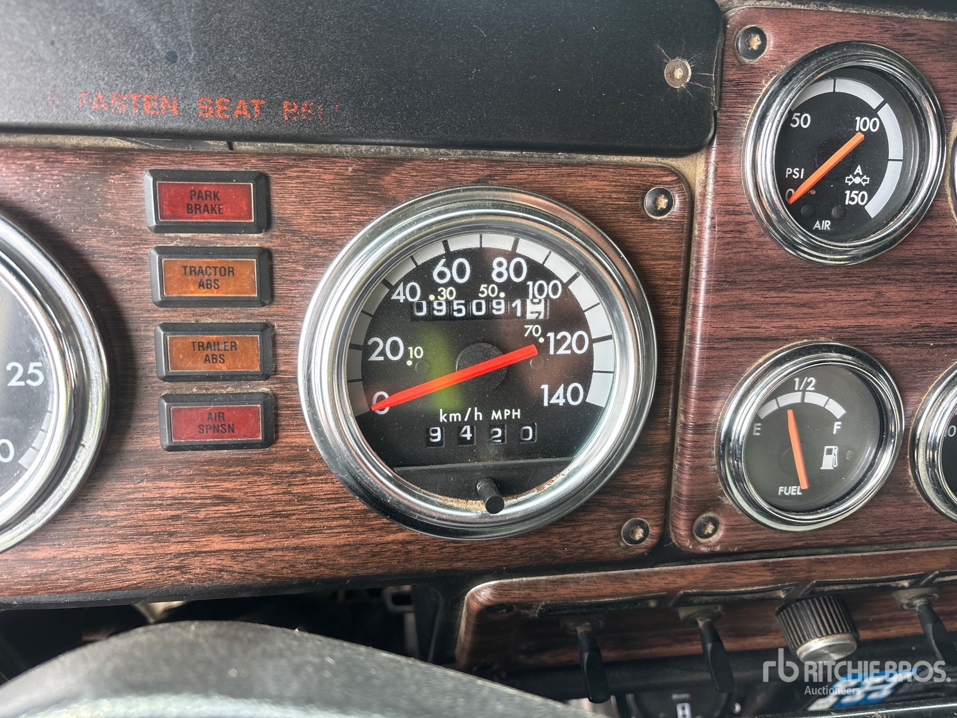 1998 Freightliner FL-112