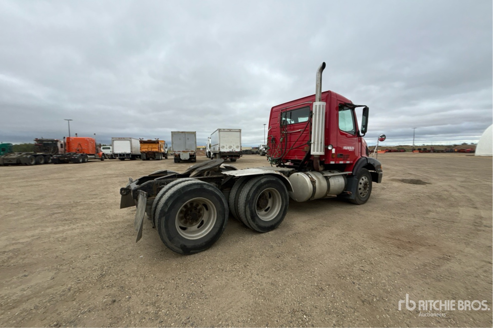 2001 Volvo VNL