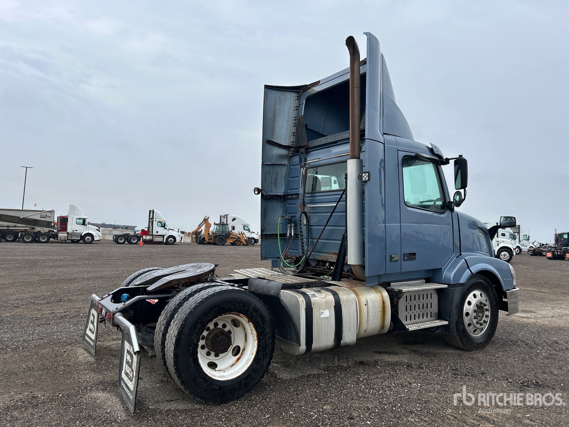 2013 Volvo VNL