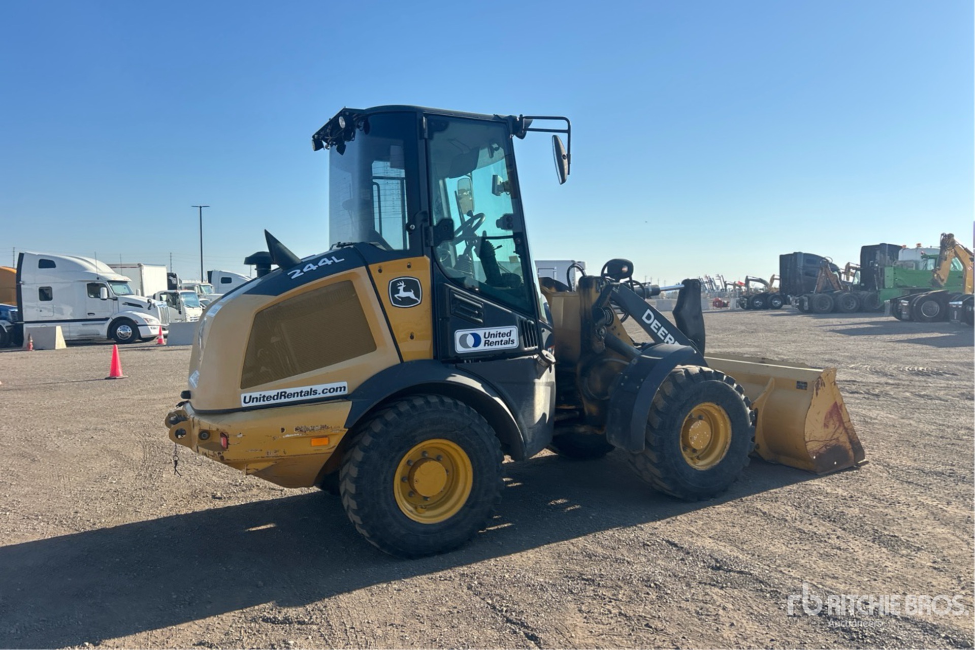 2021 John Deere 244L