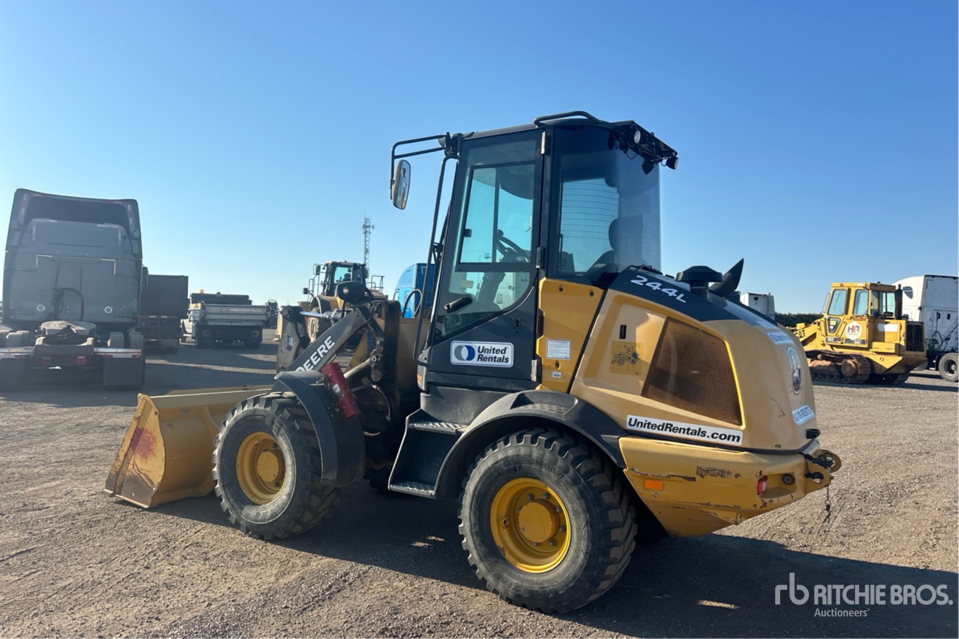 2021 John Deere 244L