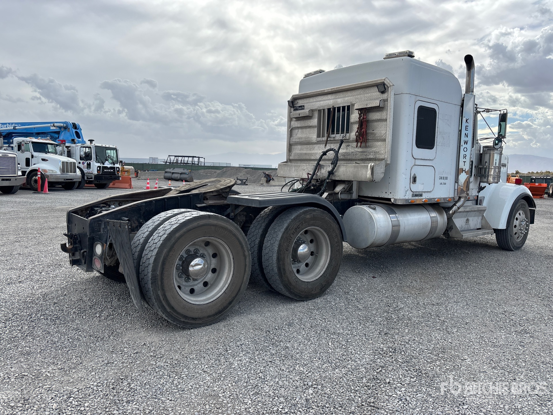 2007 Kenworth W900