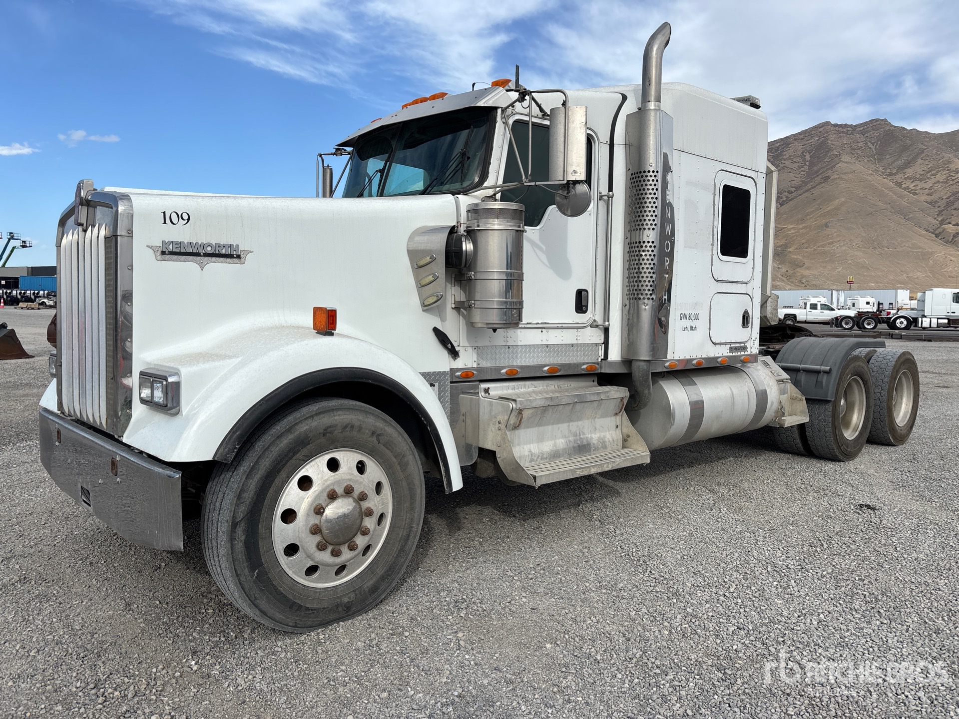 Photo of 2007 Kenworth W900