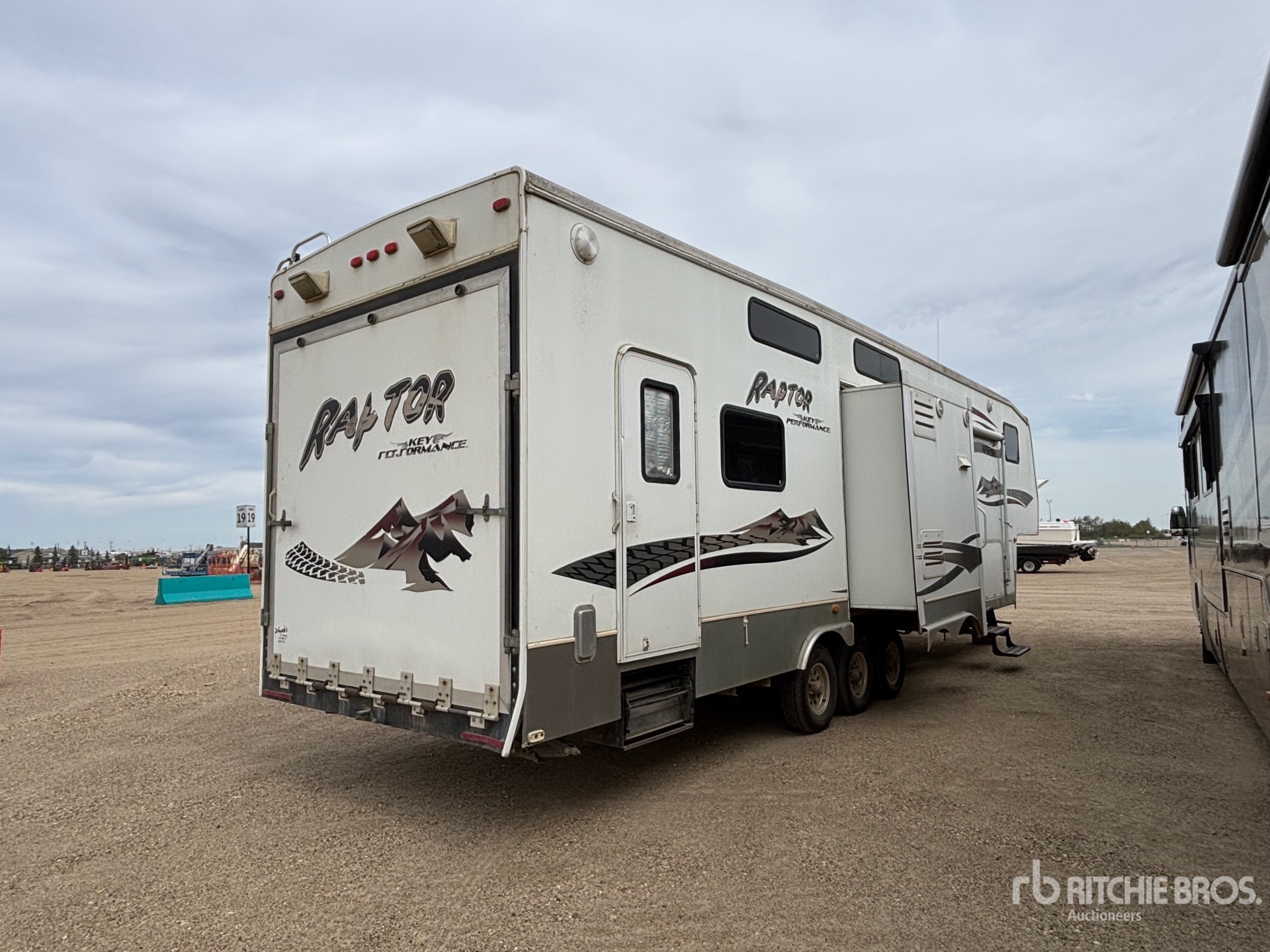 2007 Keystone RAPTOR RP3712