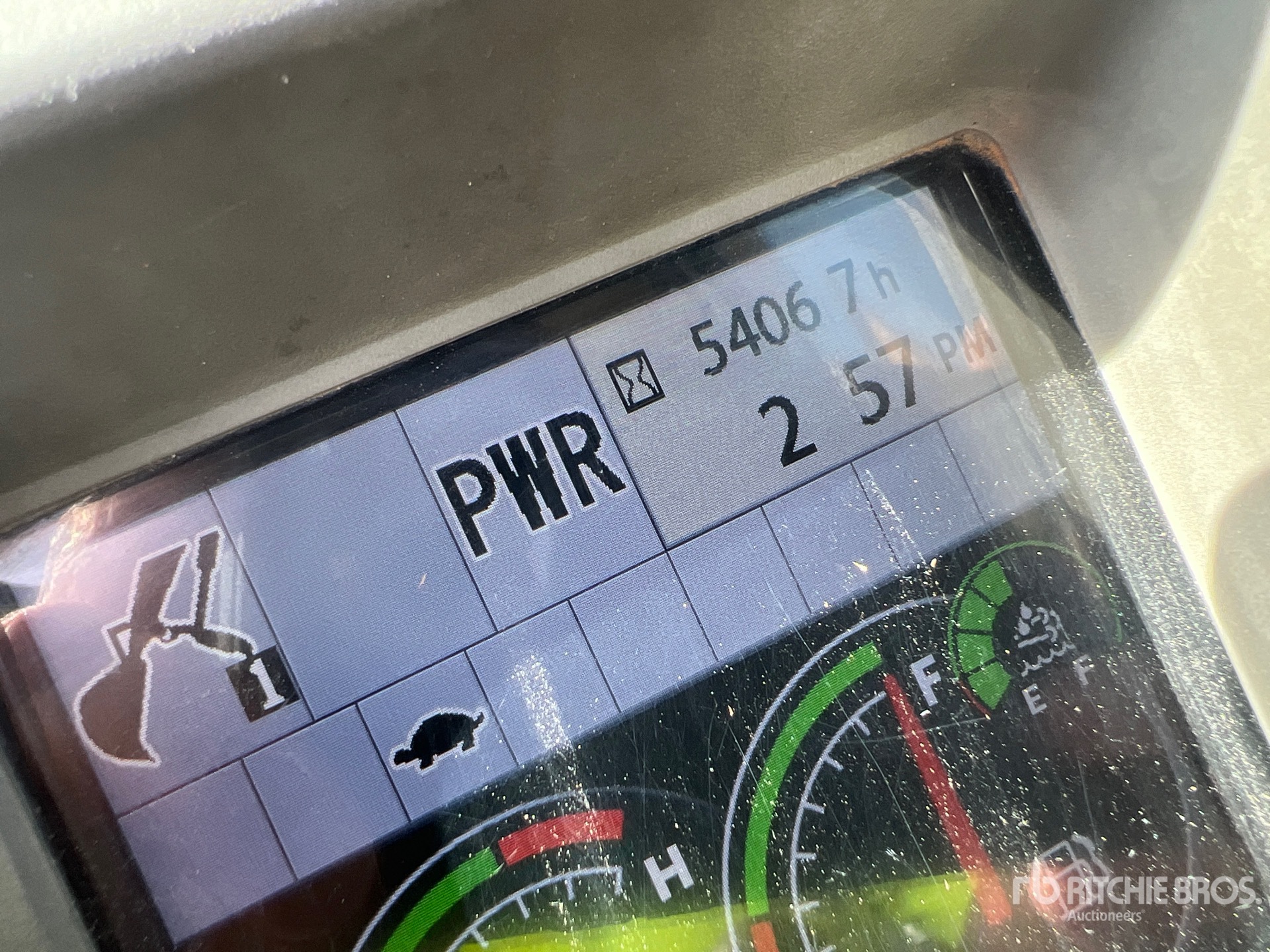 2019 John Deere 210G LC
