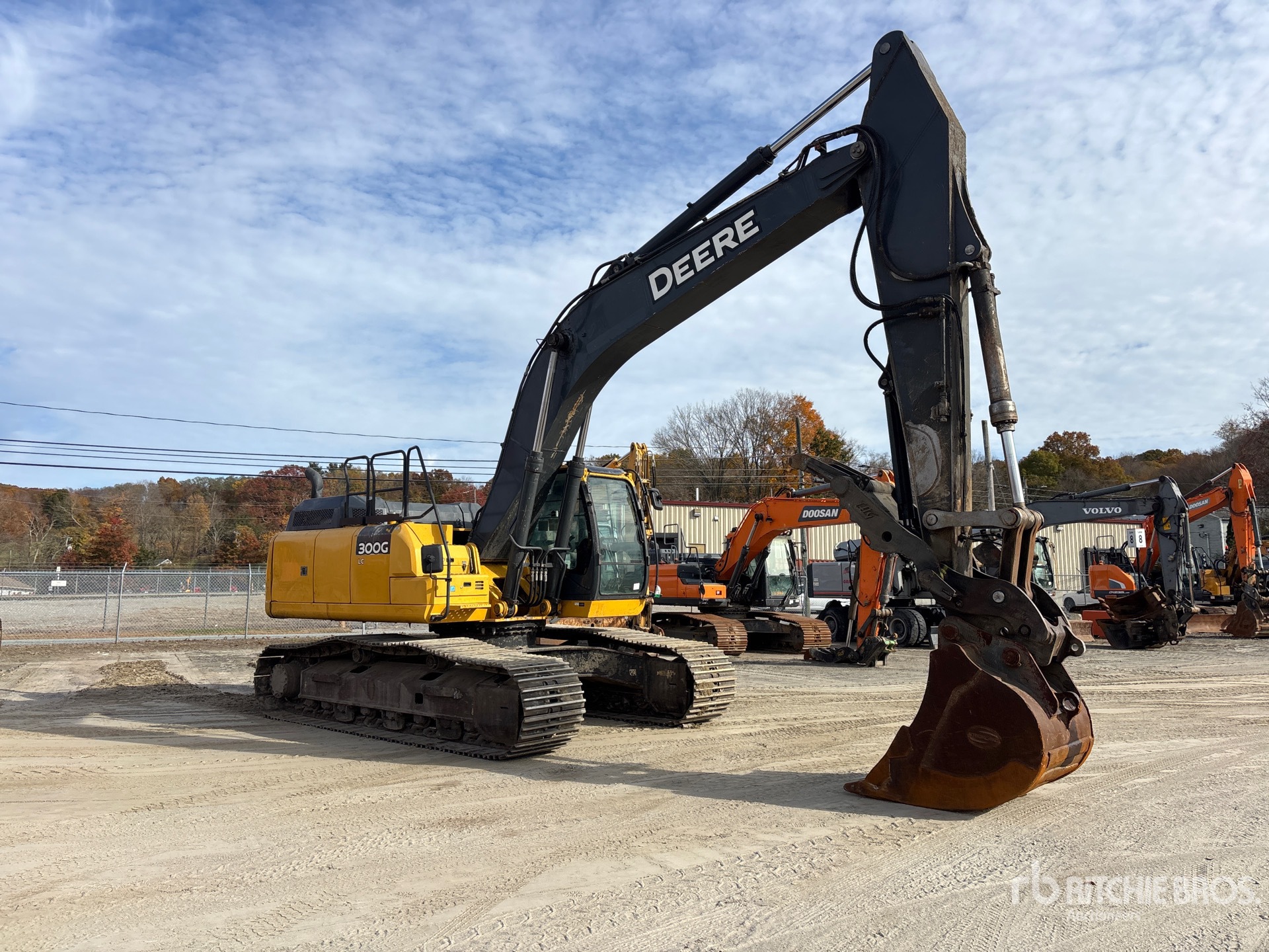 2018 John Deere 300G LC