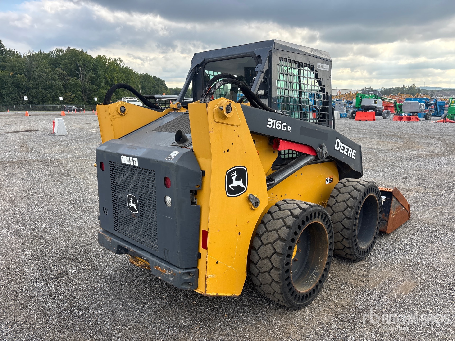 2019 John Deere 316GR