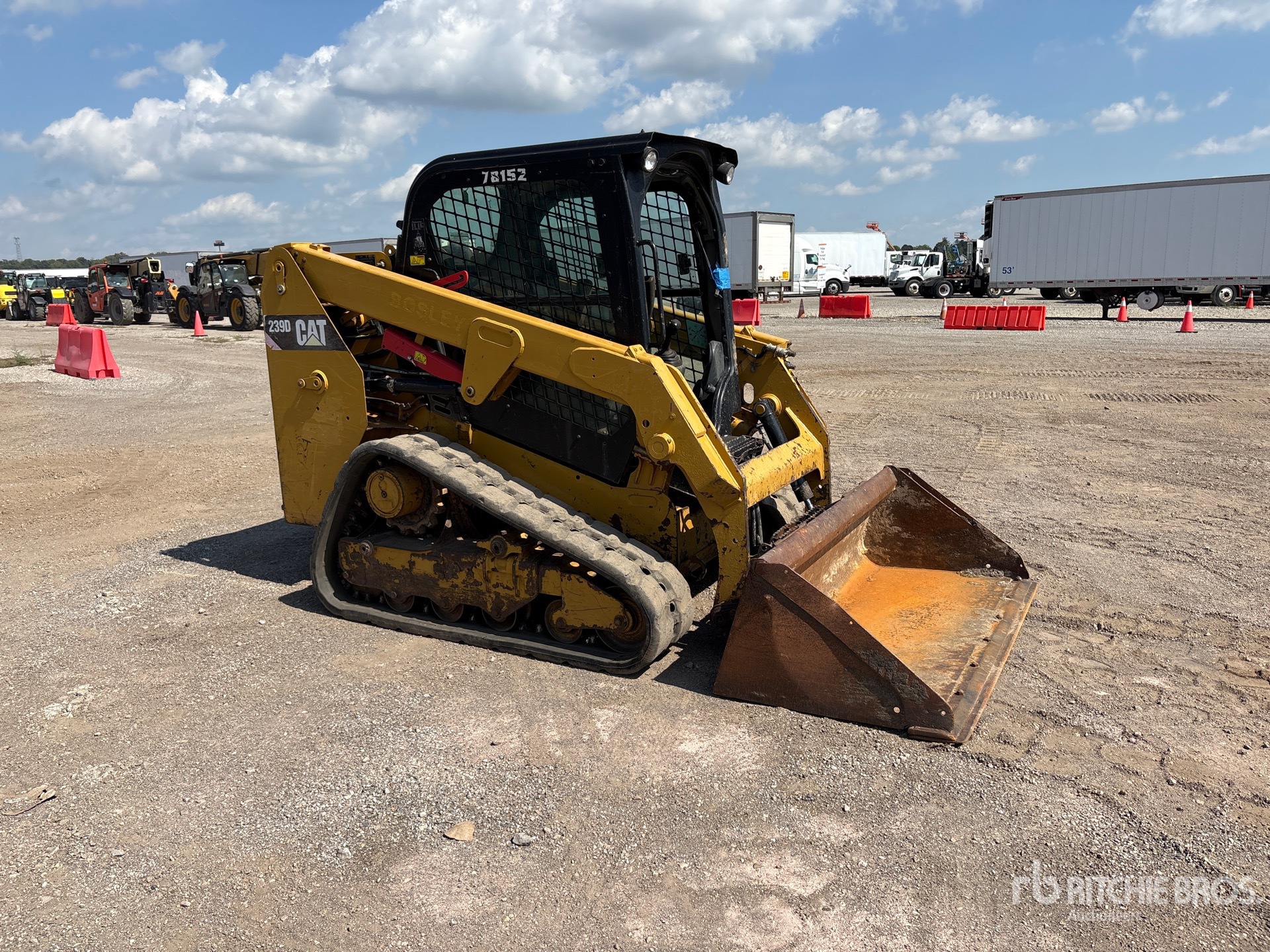 2015 Caterpillar 239D