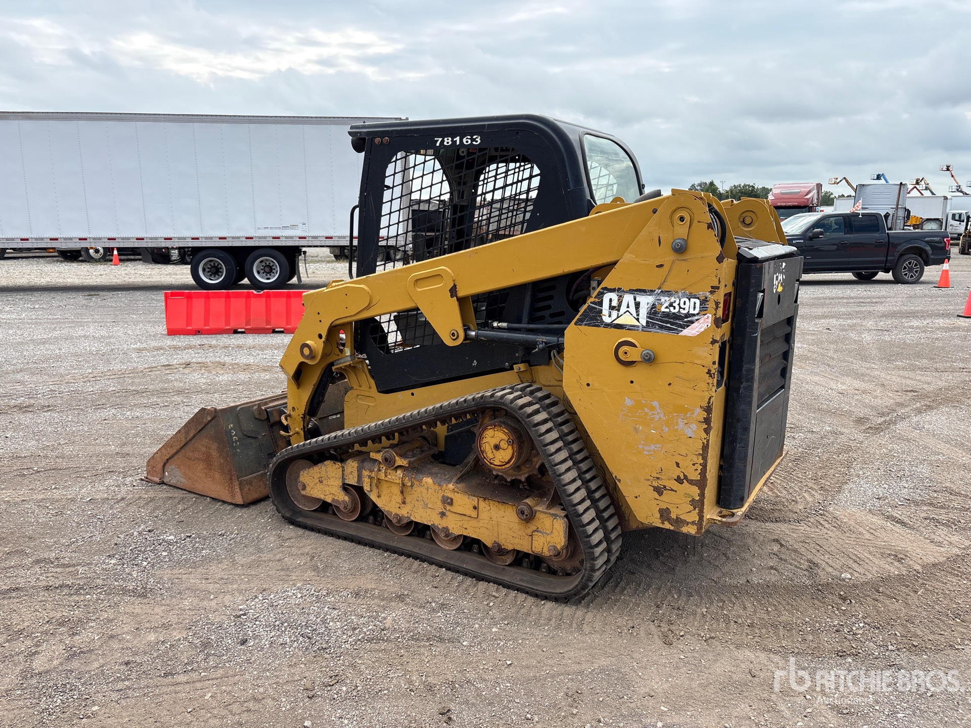 2017 Caterpillar 239D