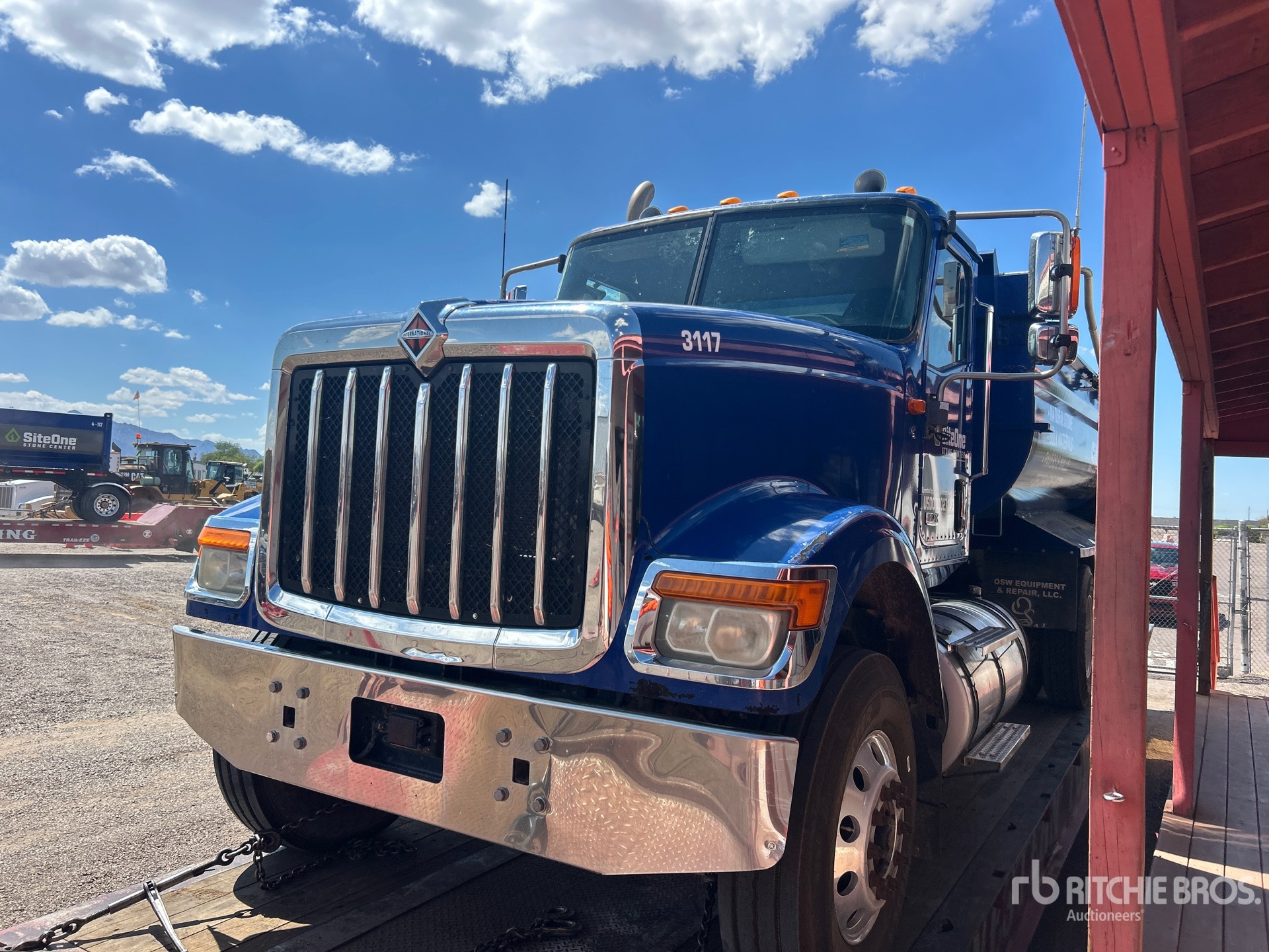 2019 International HX520