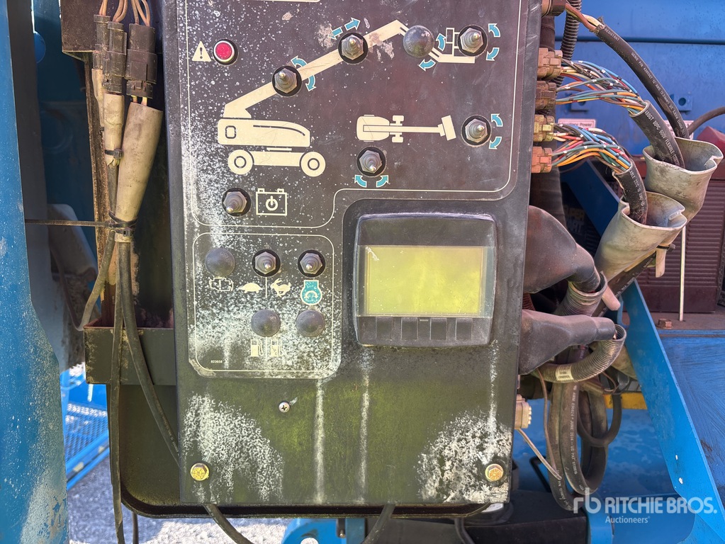 Basic Lower Control Station with