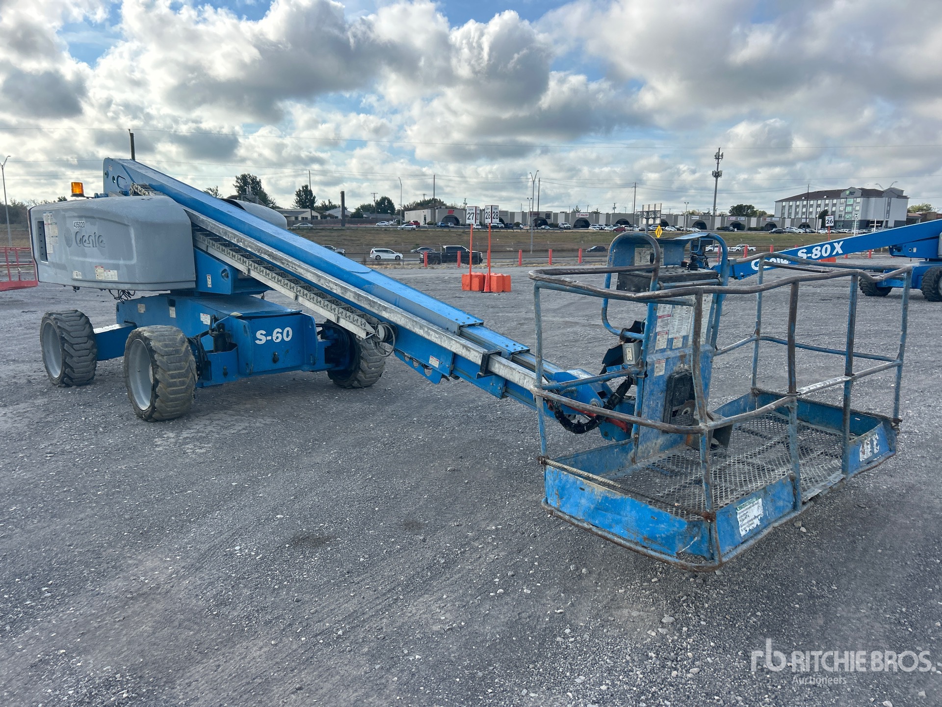 2014 Genie S-60X
