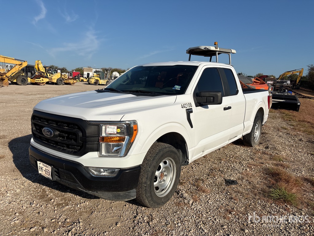 General Appearance with Featured Photo