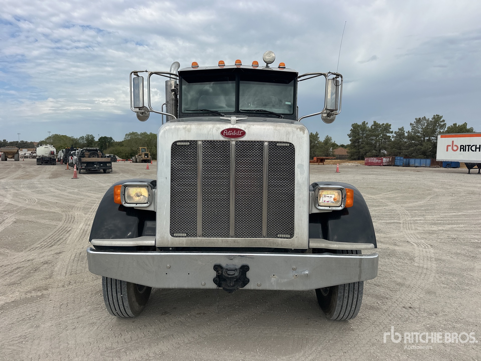 2018 Peterbilt 367
