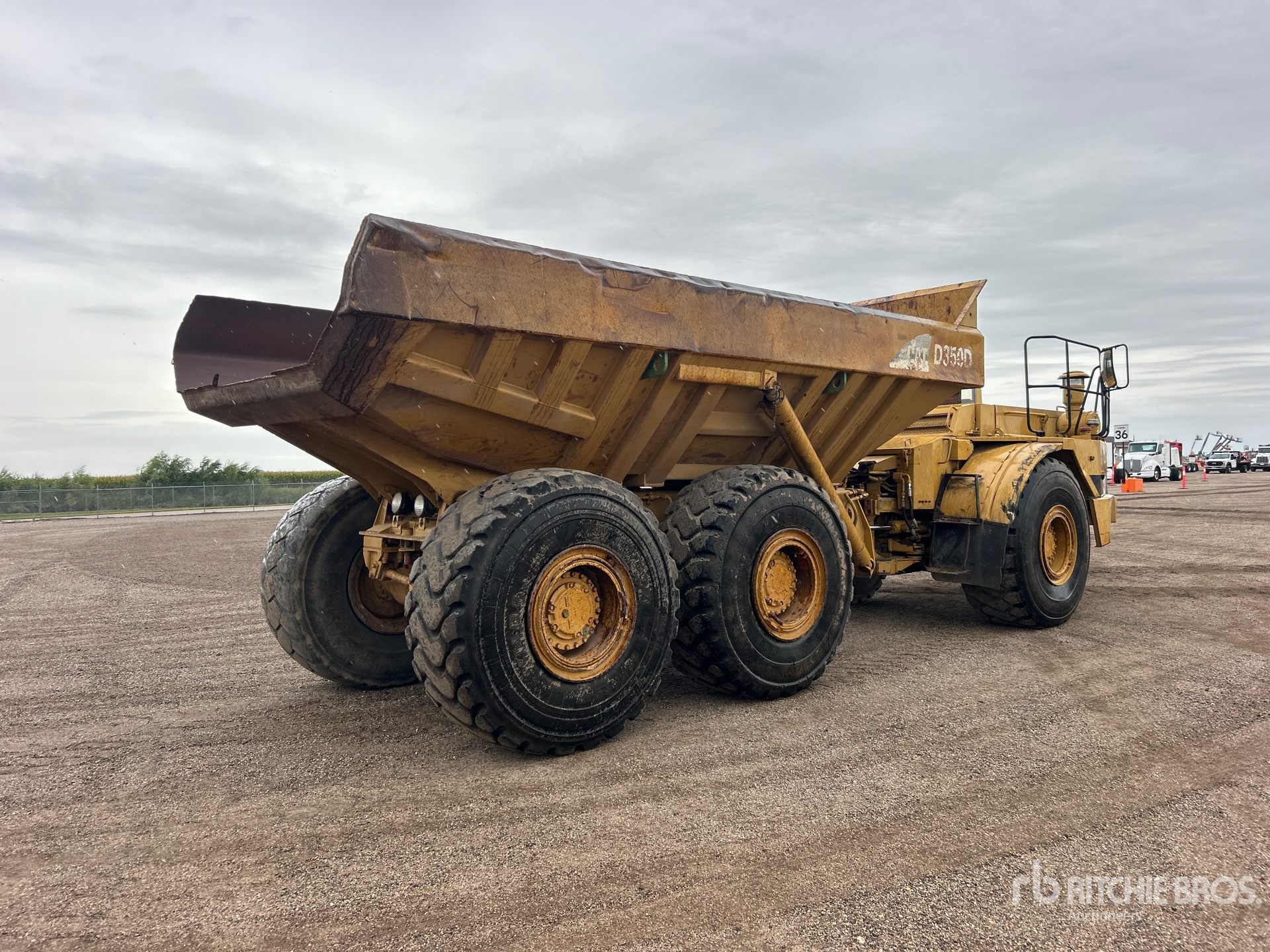 1989 Caterpillar D350D