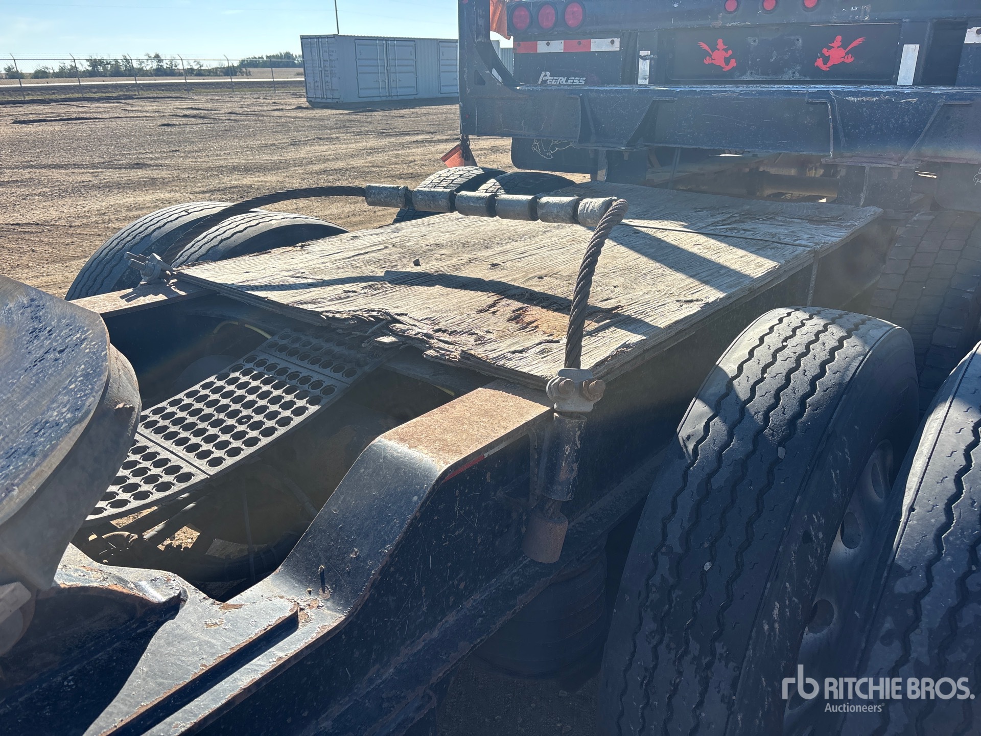 2020 Peerless 32 FT SUPER B-TRAIN LEAD SHORT WOOD
