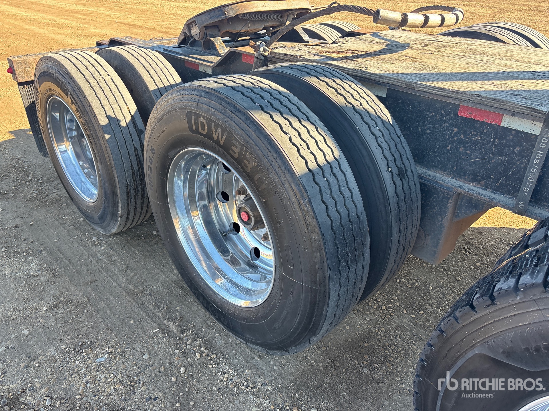 2020 Peerless 32 FT SUPER B-TRAIN LEAD SHORT WOOD