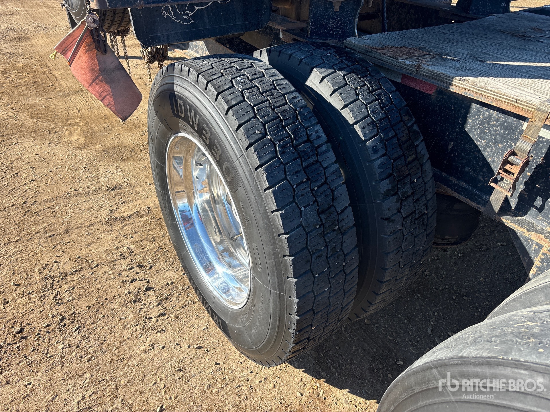 2020 Peerless 32 FT SUPER B-TRAIN LEAD SHORT WOOD