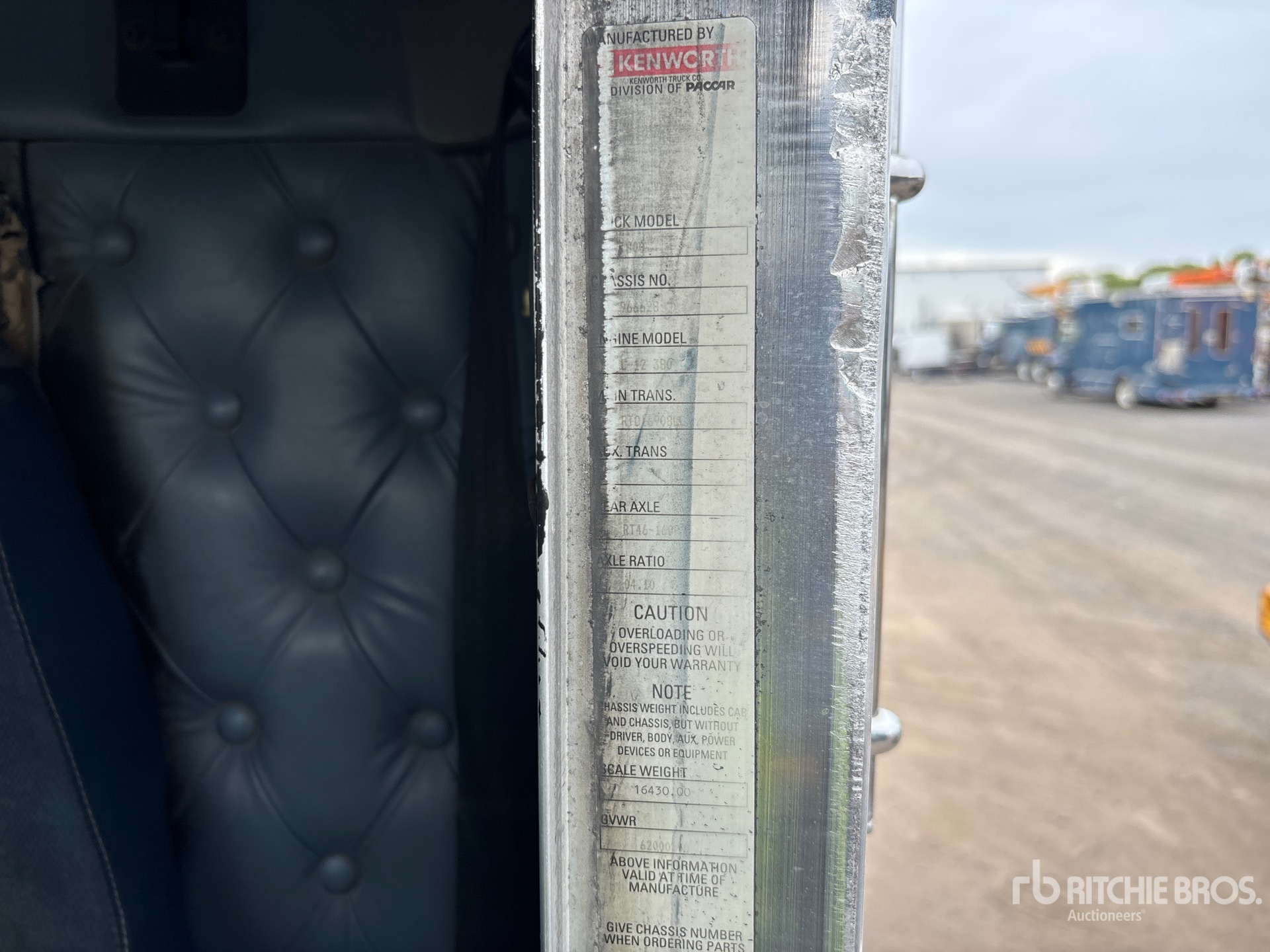 2002 Kenworth T800