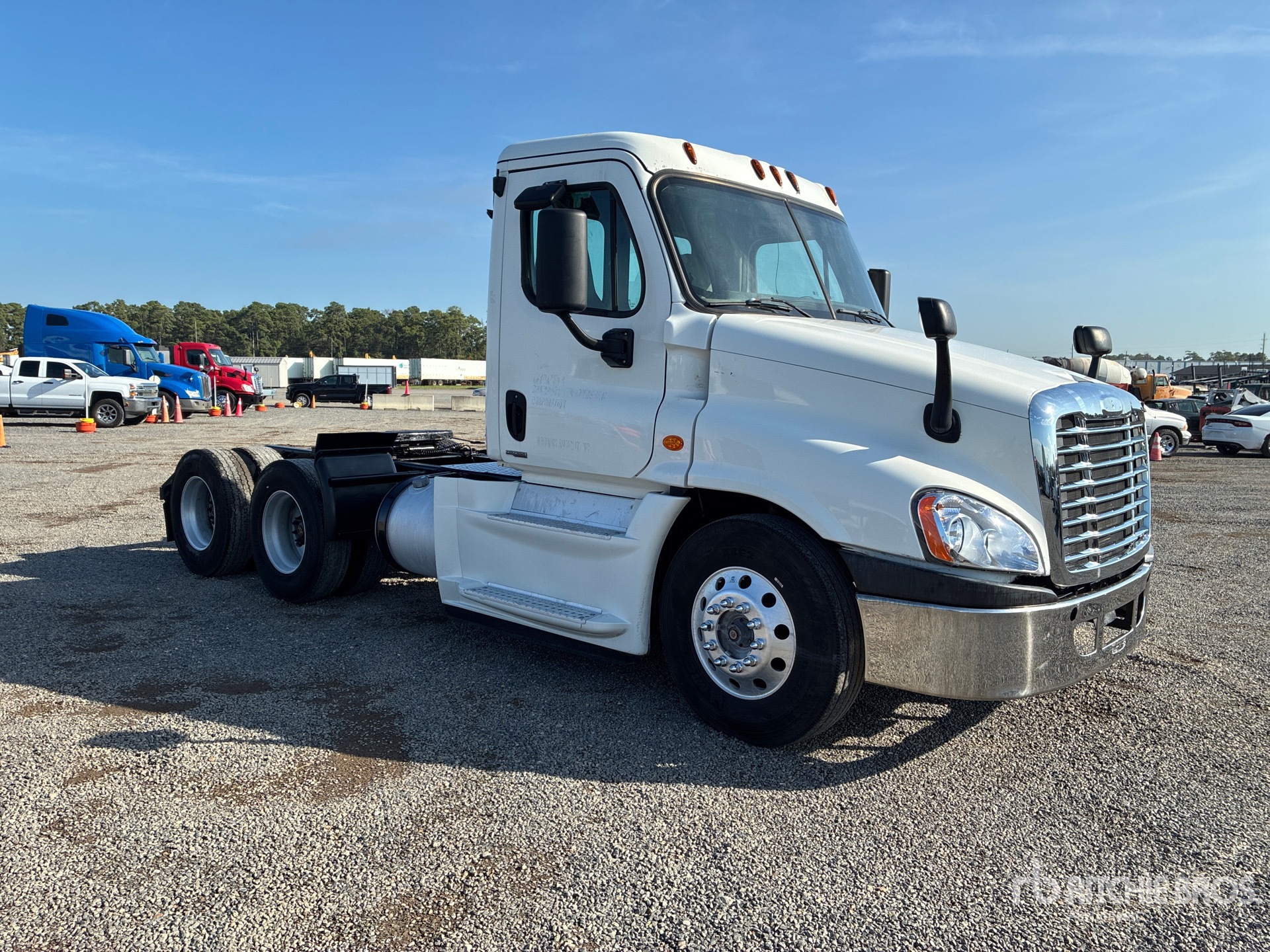 2015 Freightliner CASCADIA 125