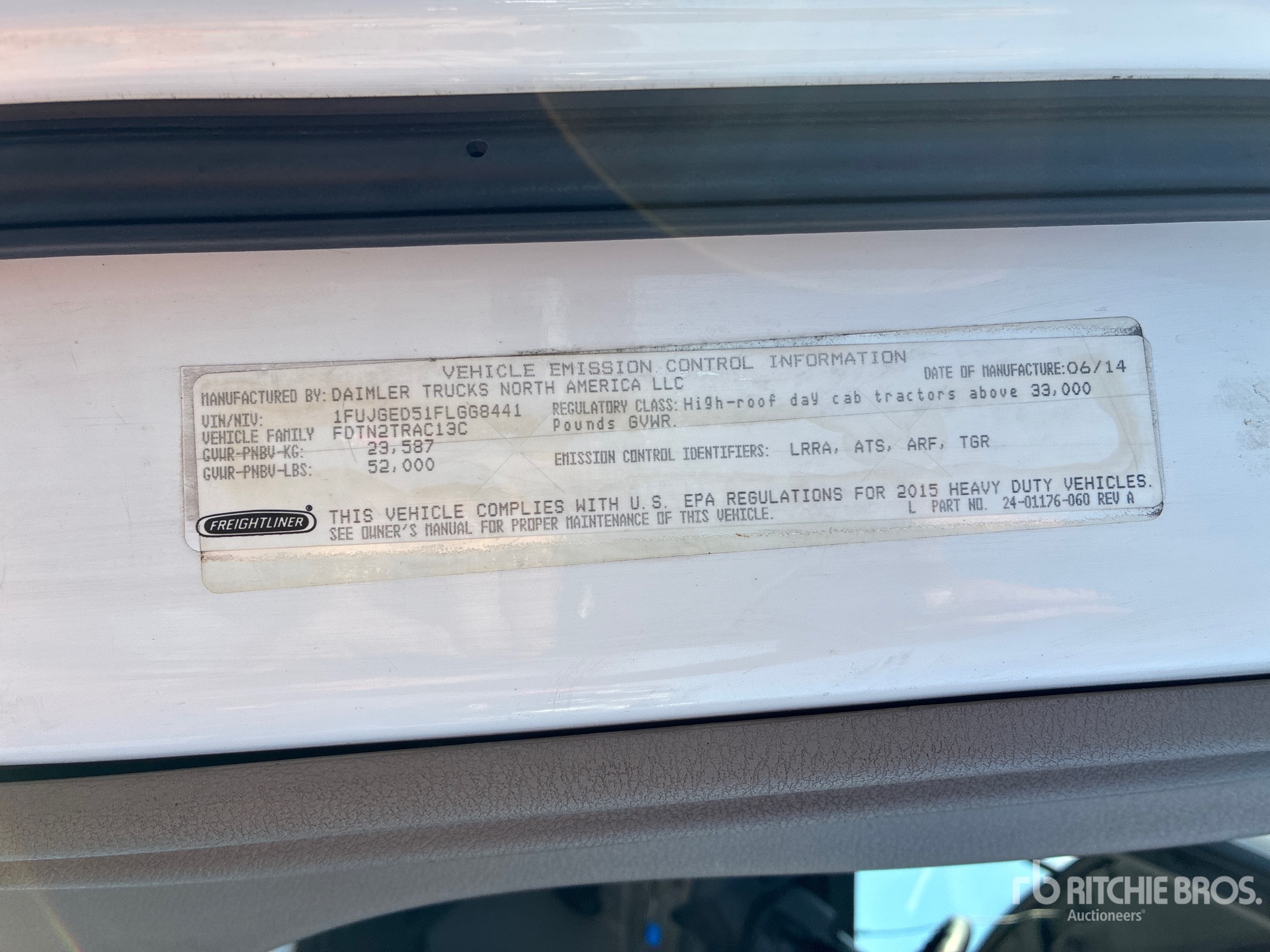 2015 Freightliner CASCADIA 125