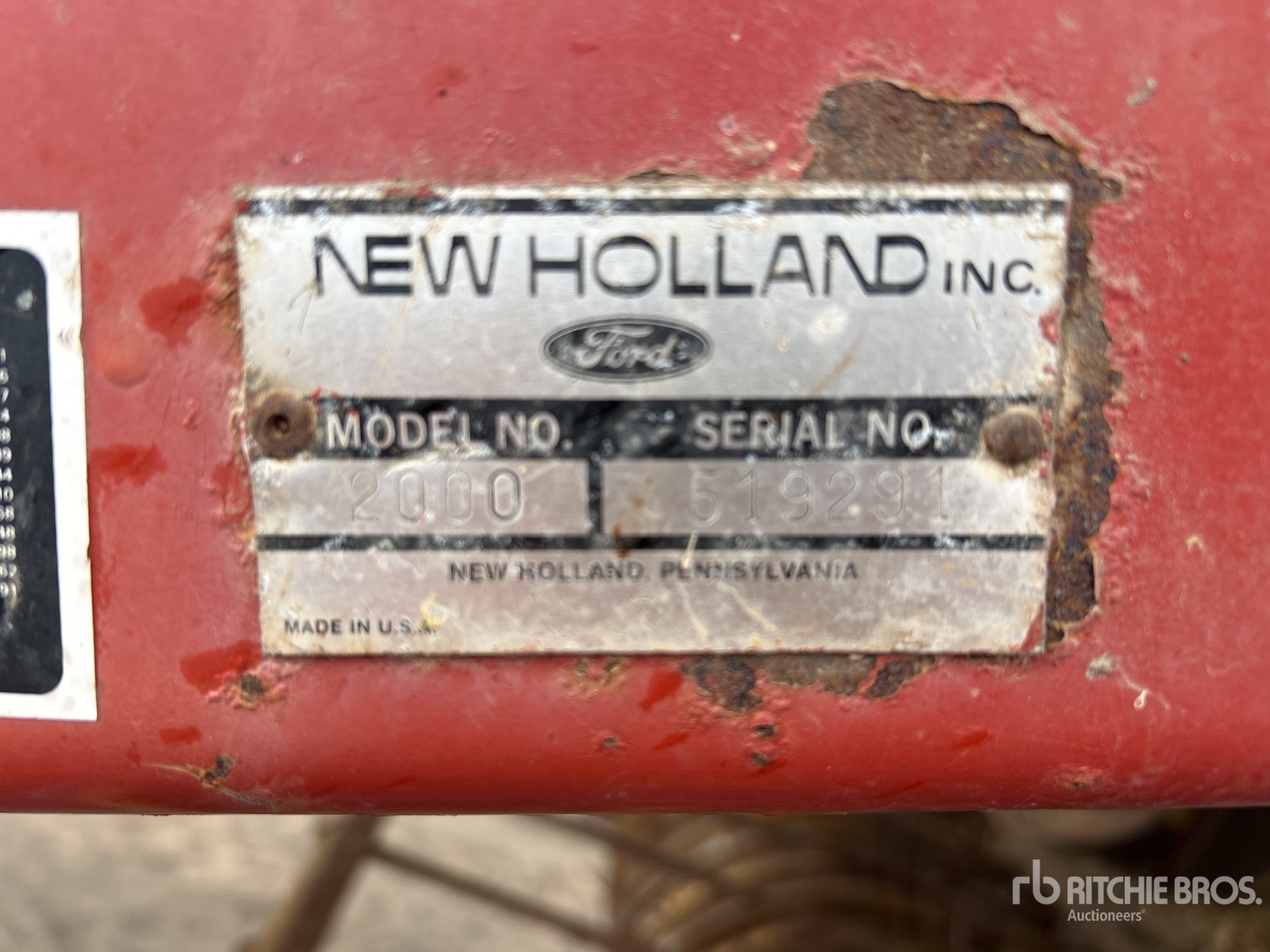New Holland 2000