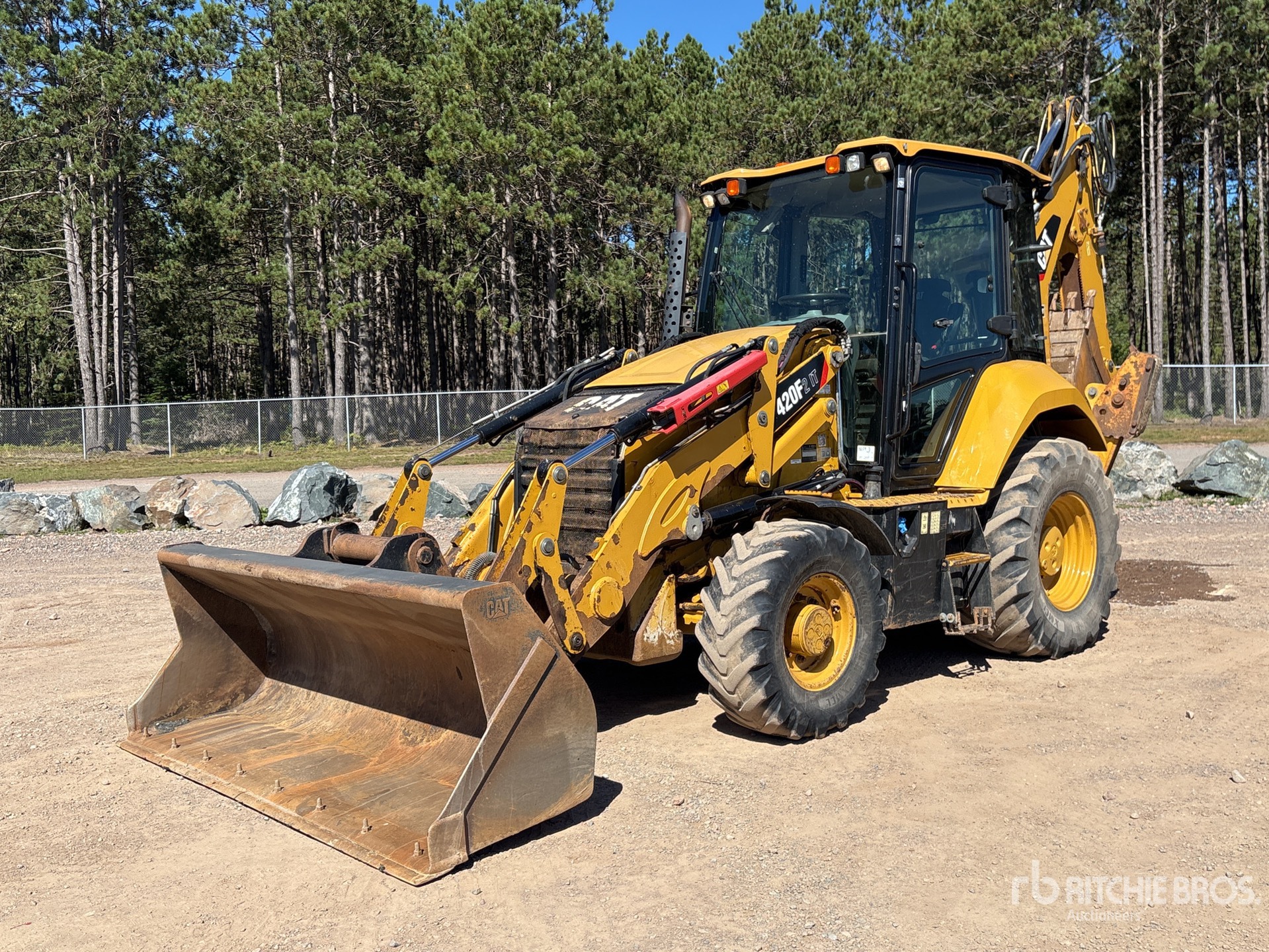 2020 Caterpillar 420F2 IT