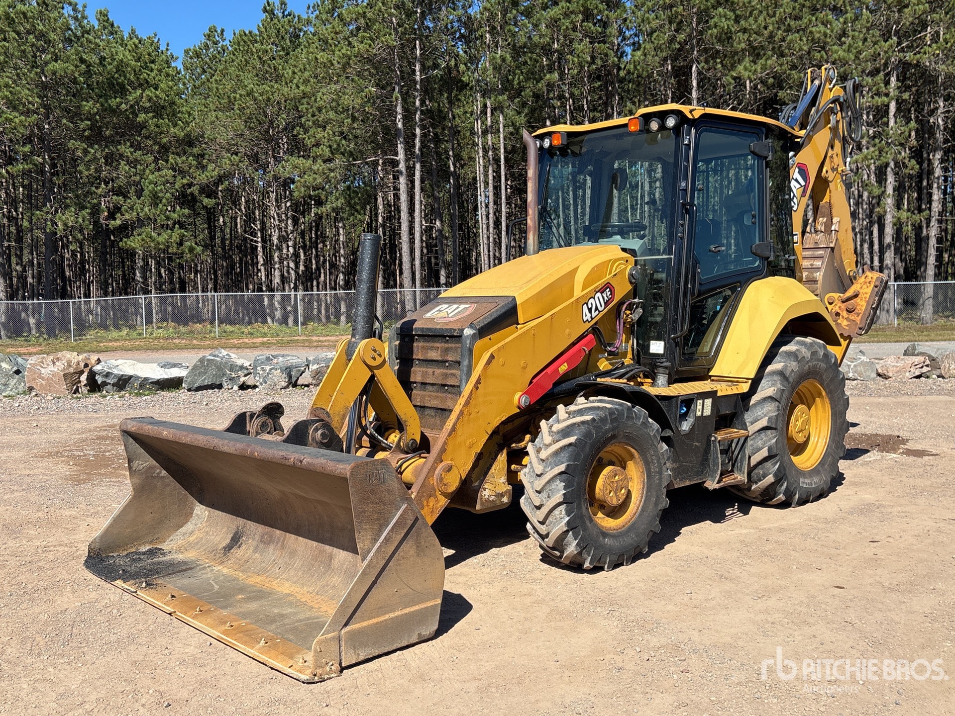 2021 Caterpillar 420 XE