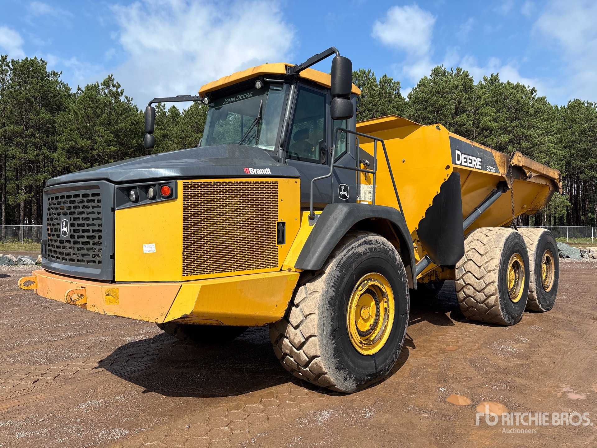 2015 John Deere 370E