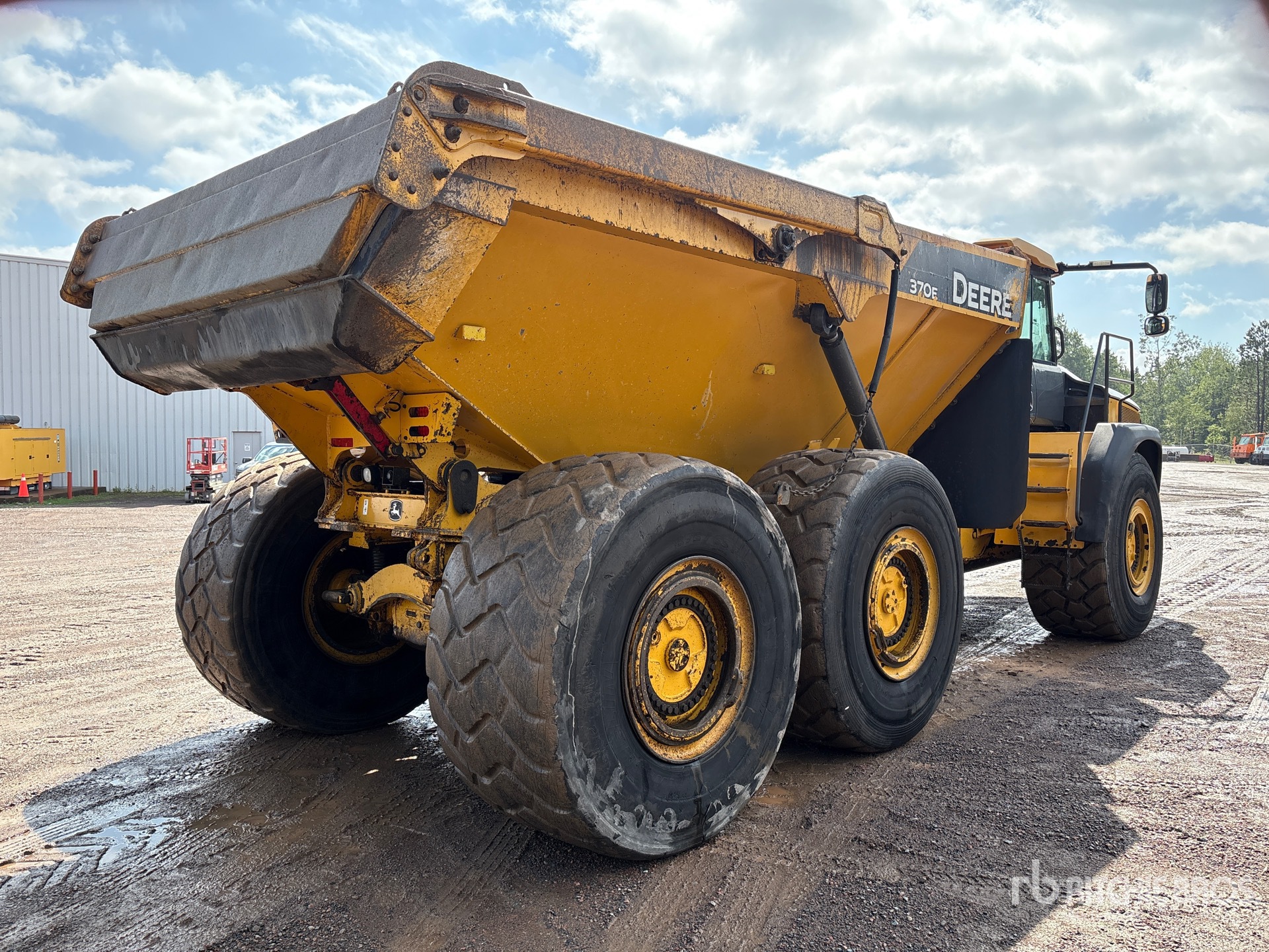 2015 John Deere 370E
