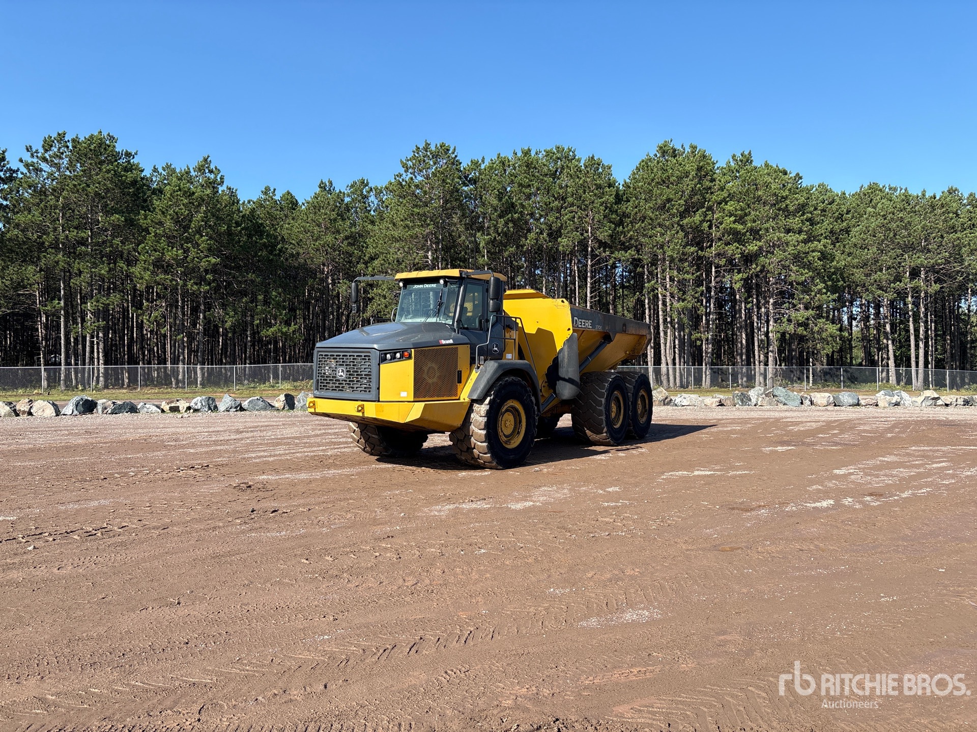 2015 John Deere 370E