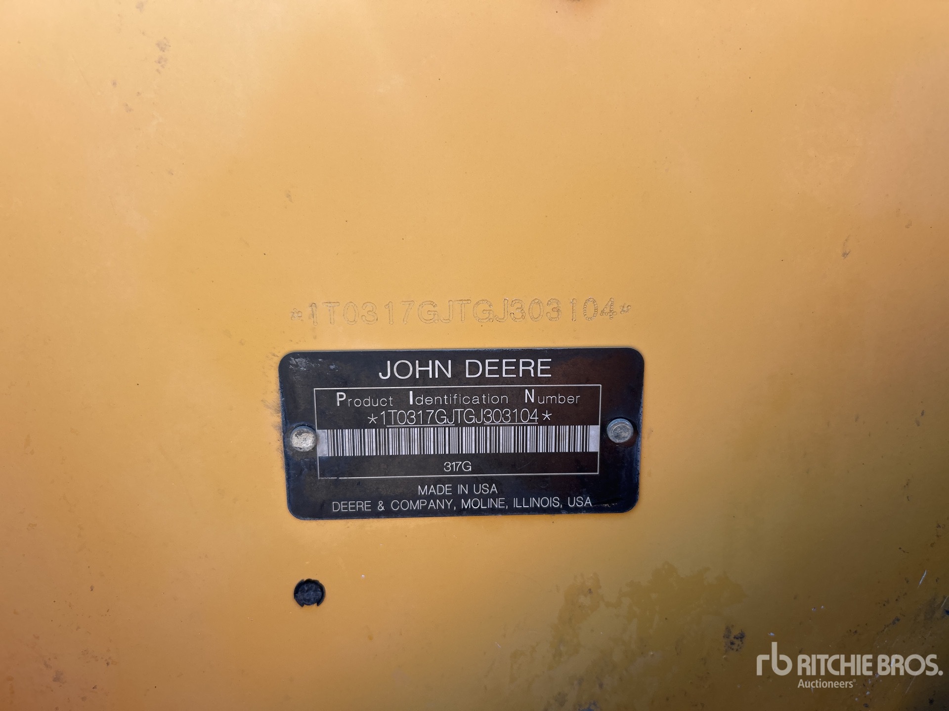 2016 John Deere 317G