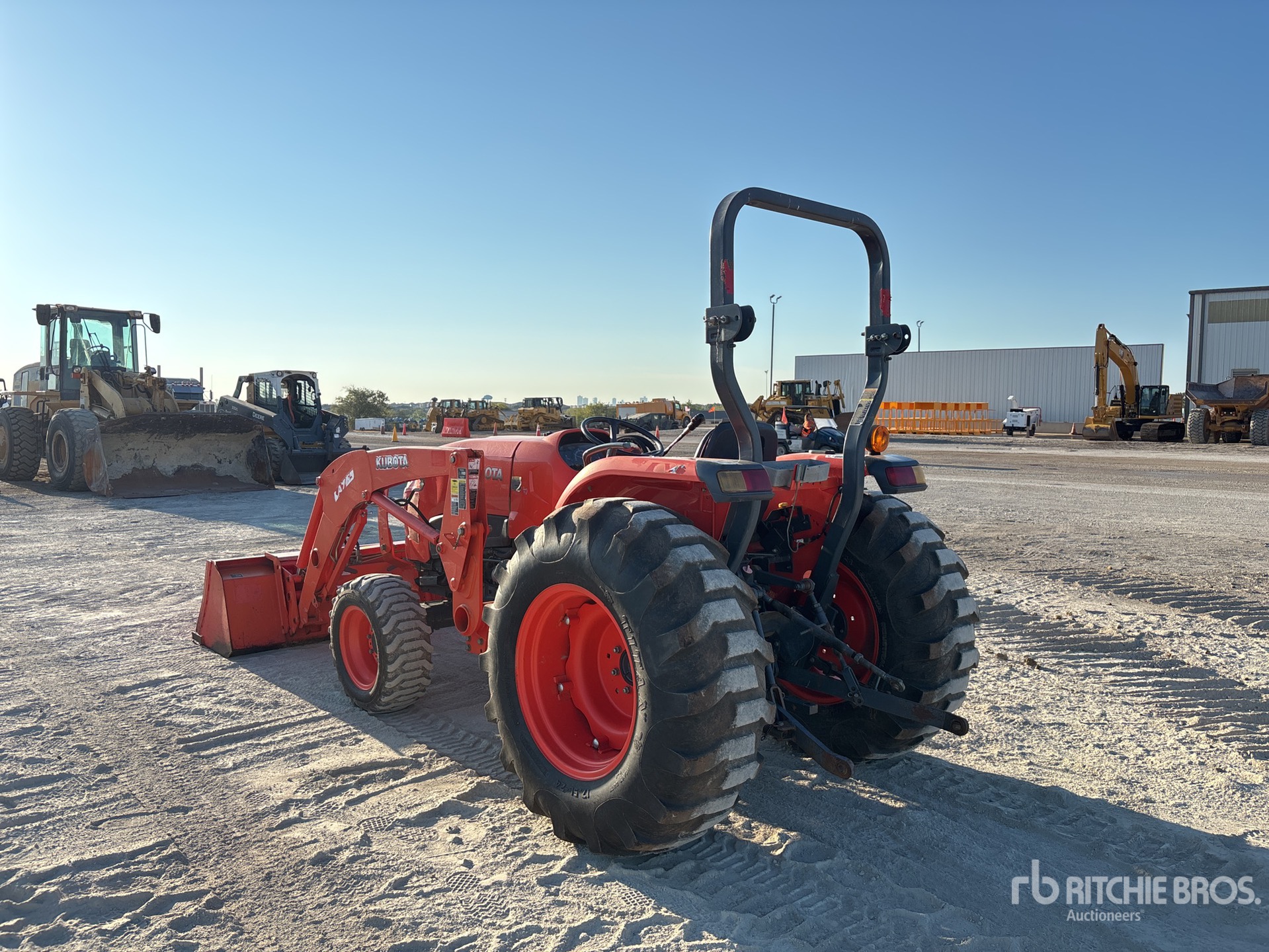 2016 Kubota L4701